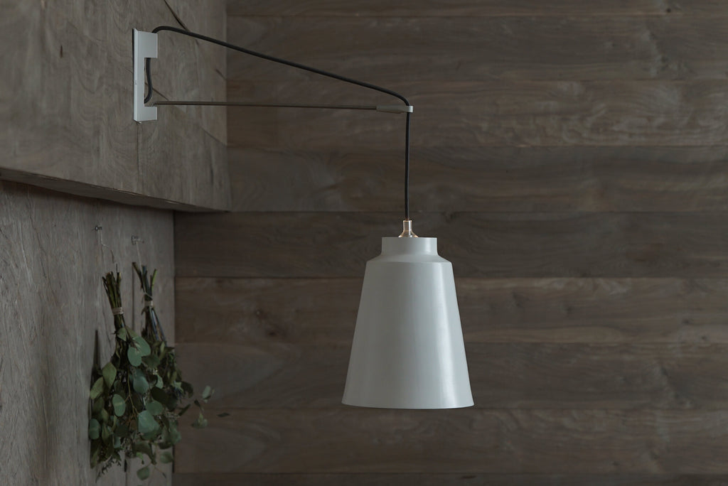 White & Aluminum,18"