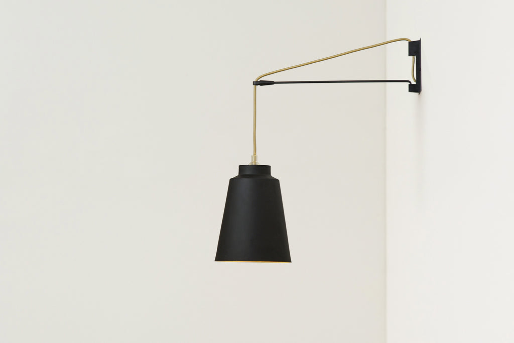 Black & Brass,18"