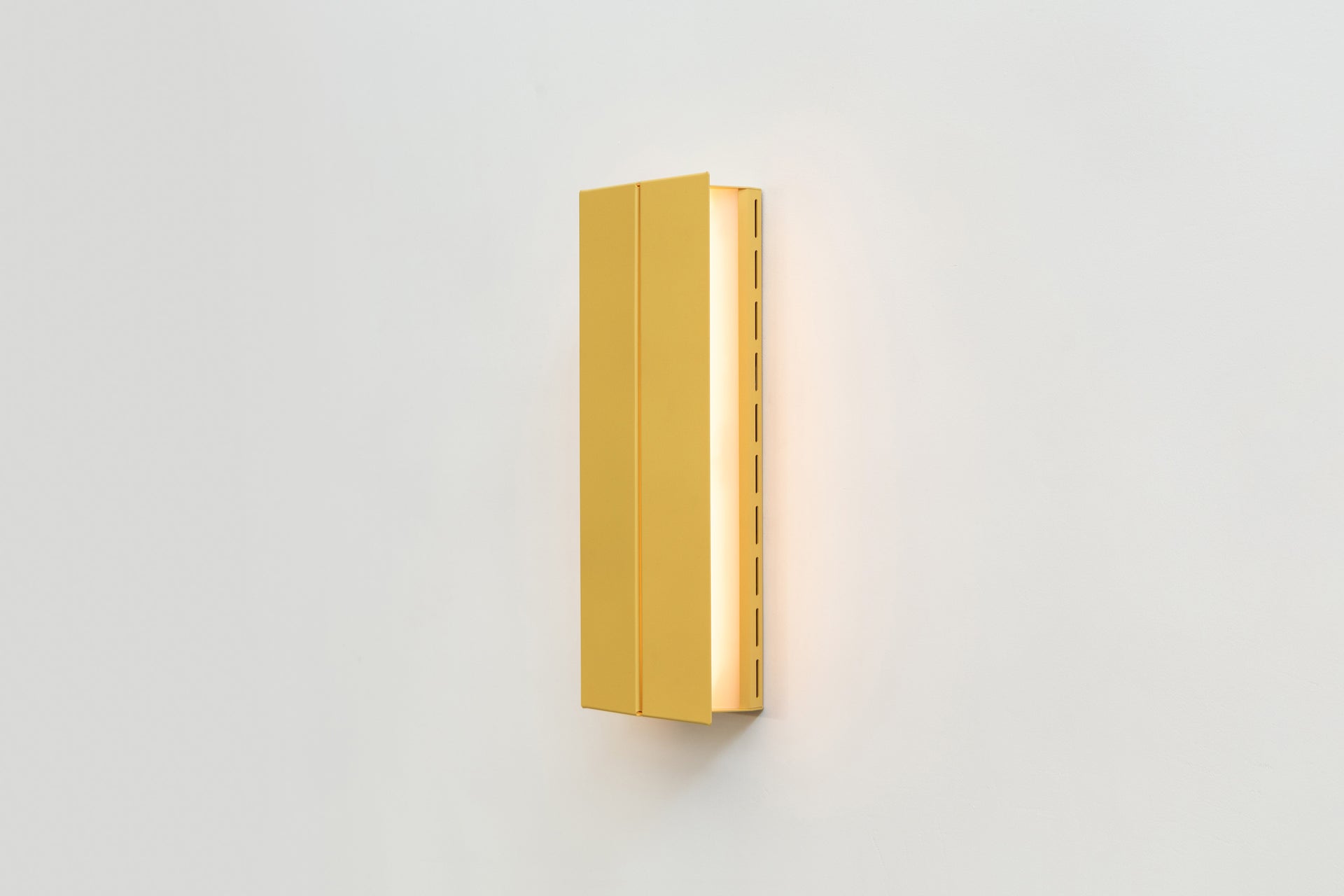 Ada Sconce 17 - Beeswax