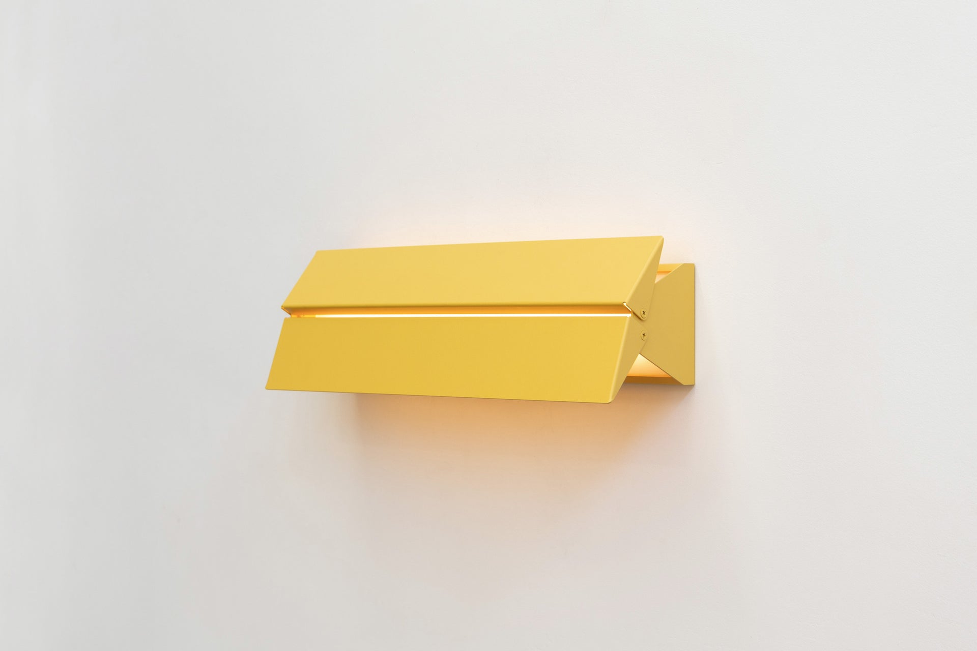 Ada Sconce 17 - Beeswax