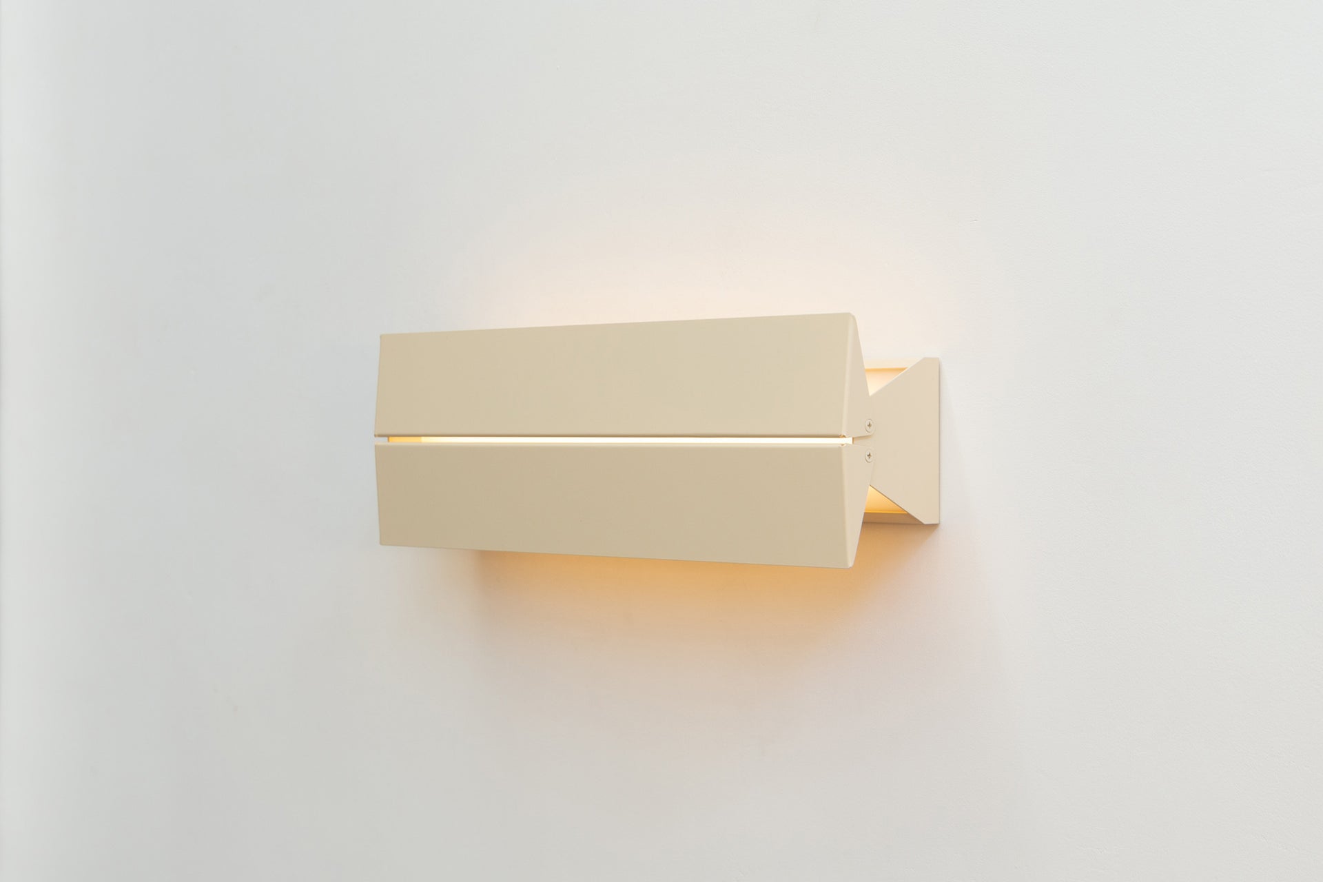 Ada Sconce 17 - Canvas
