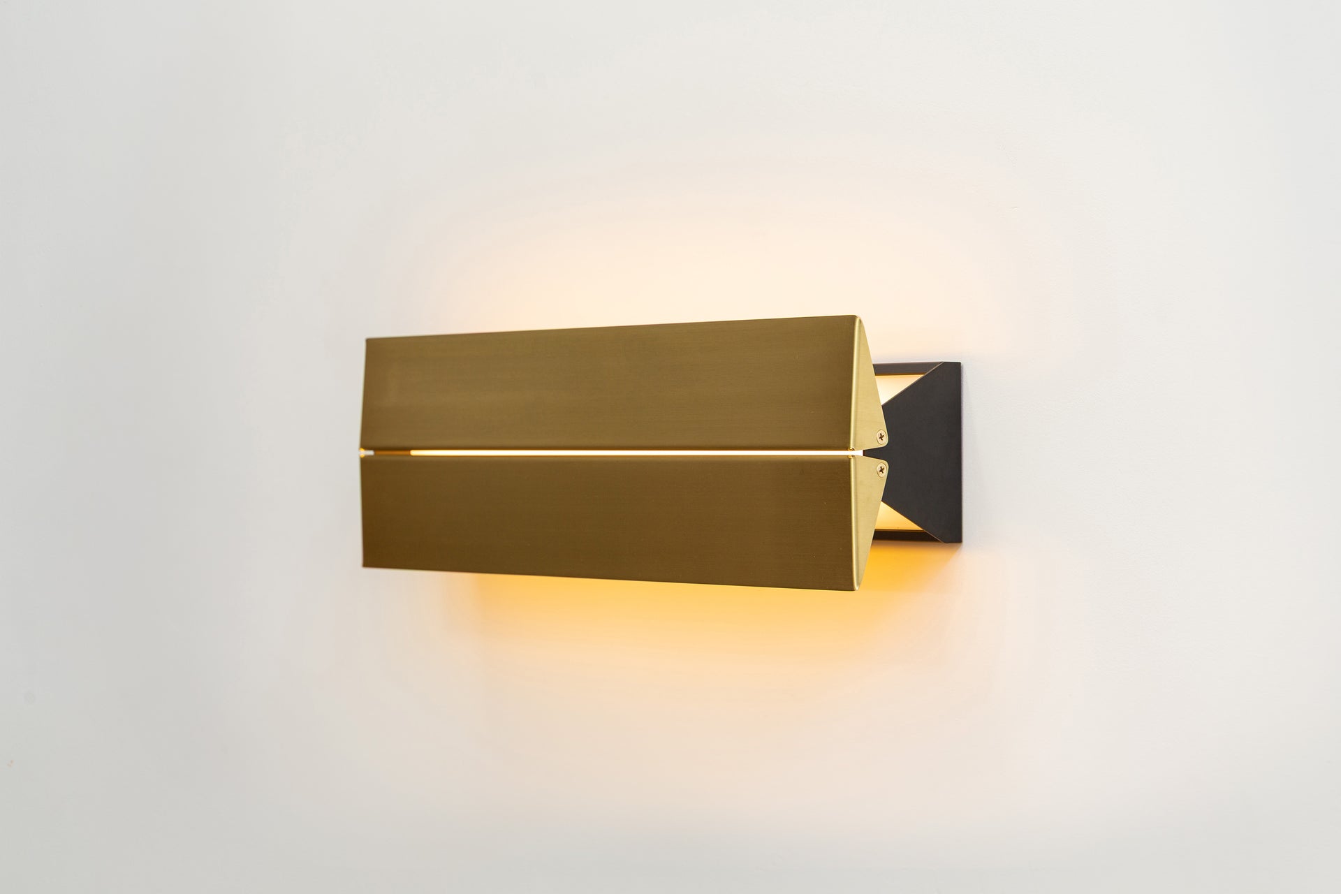 Ada Waxed Brass Sconce - 17"