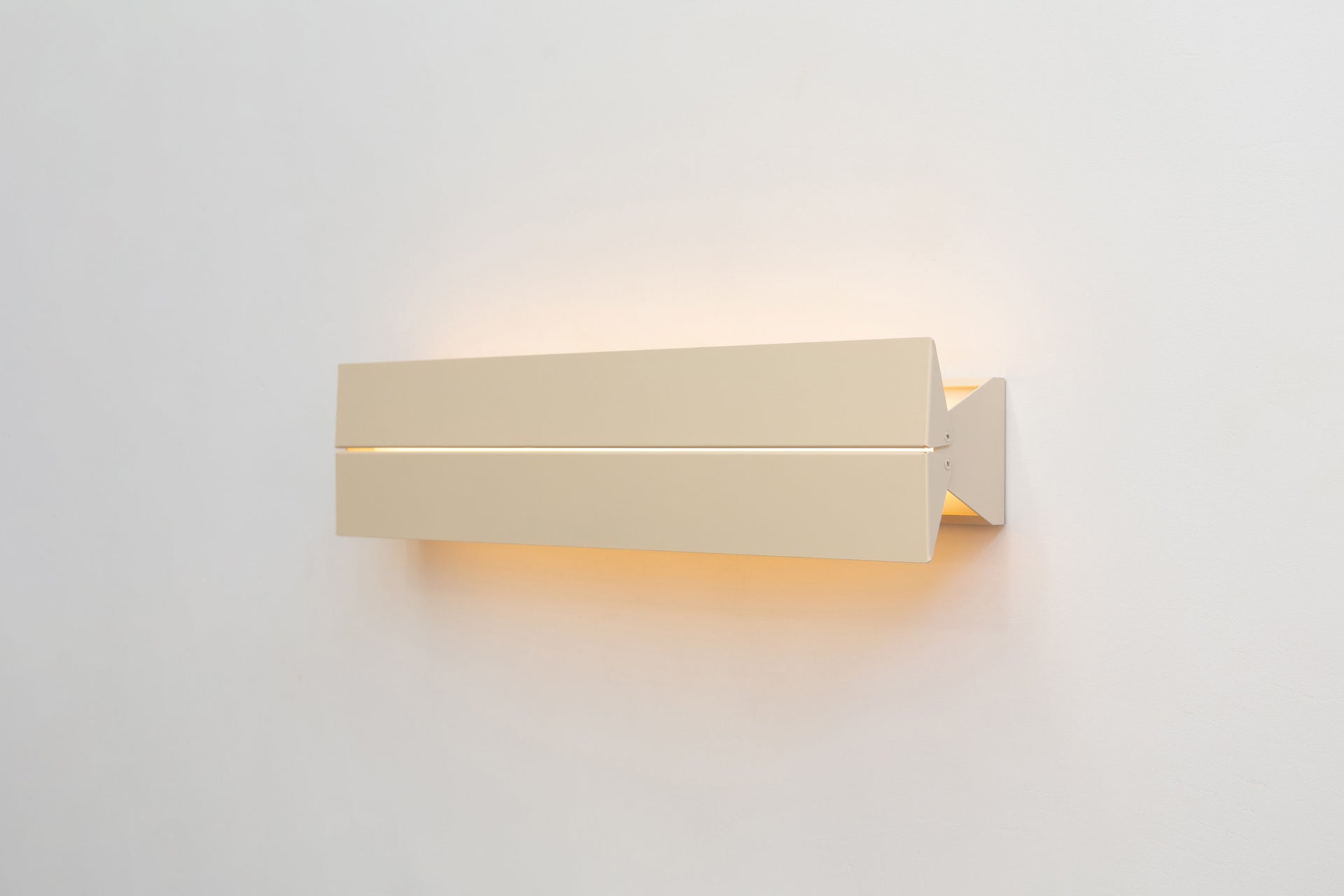 Ada Sconce 25 - Canvas