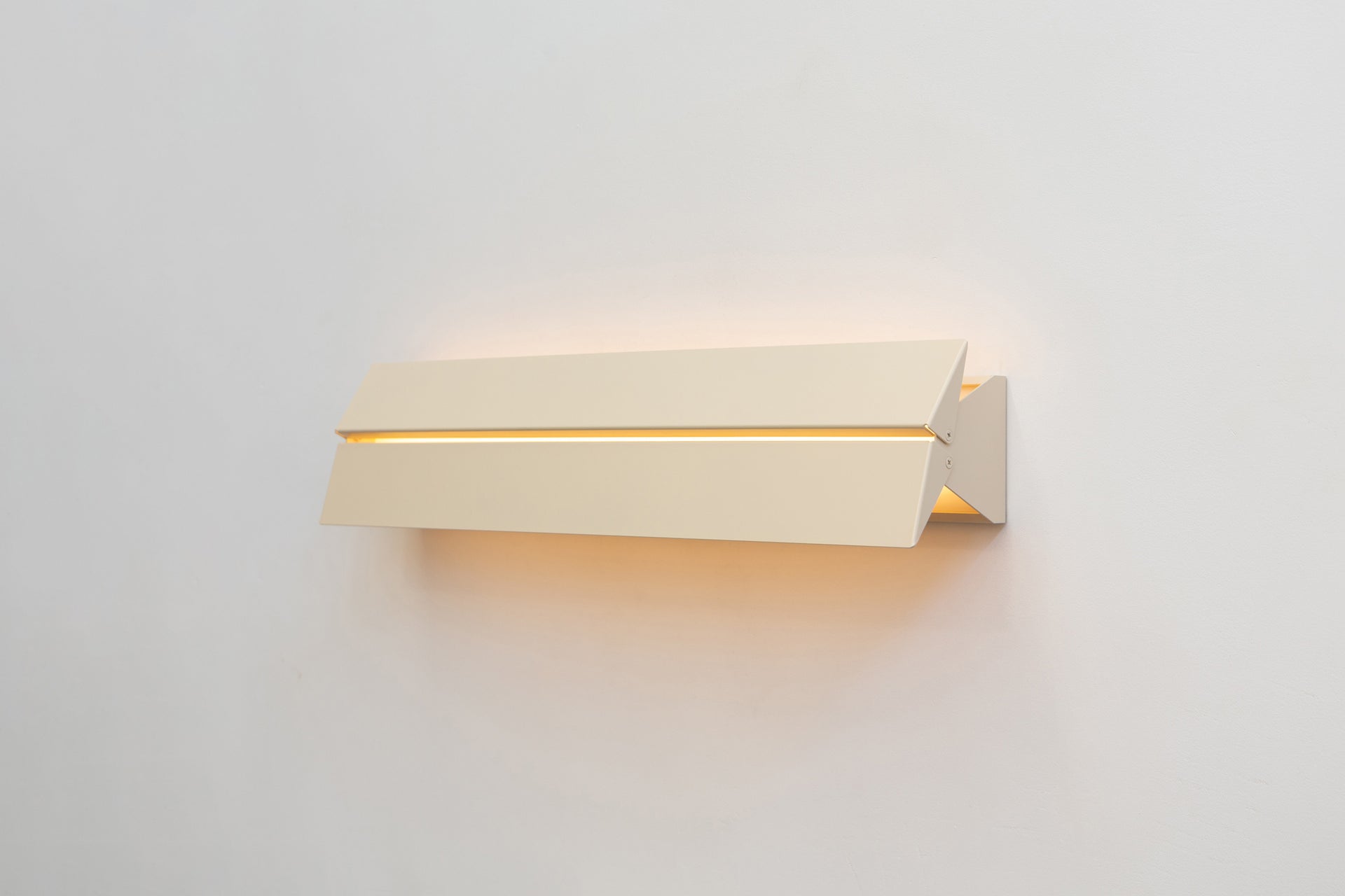 Ada Sconce 25 - Canvas