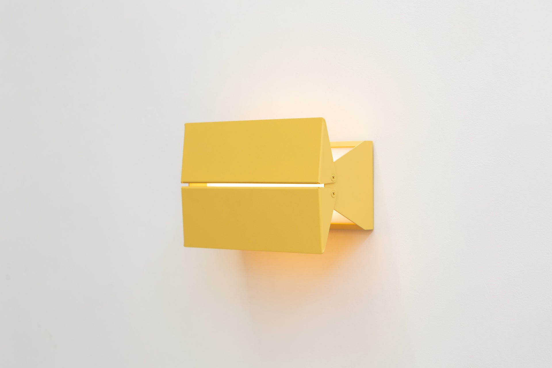 Ada Sconce 9 - Beeswax