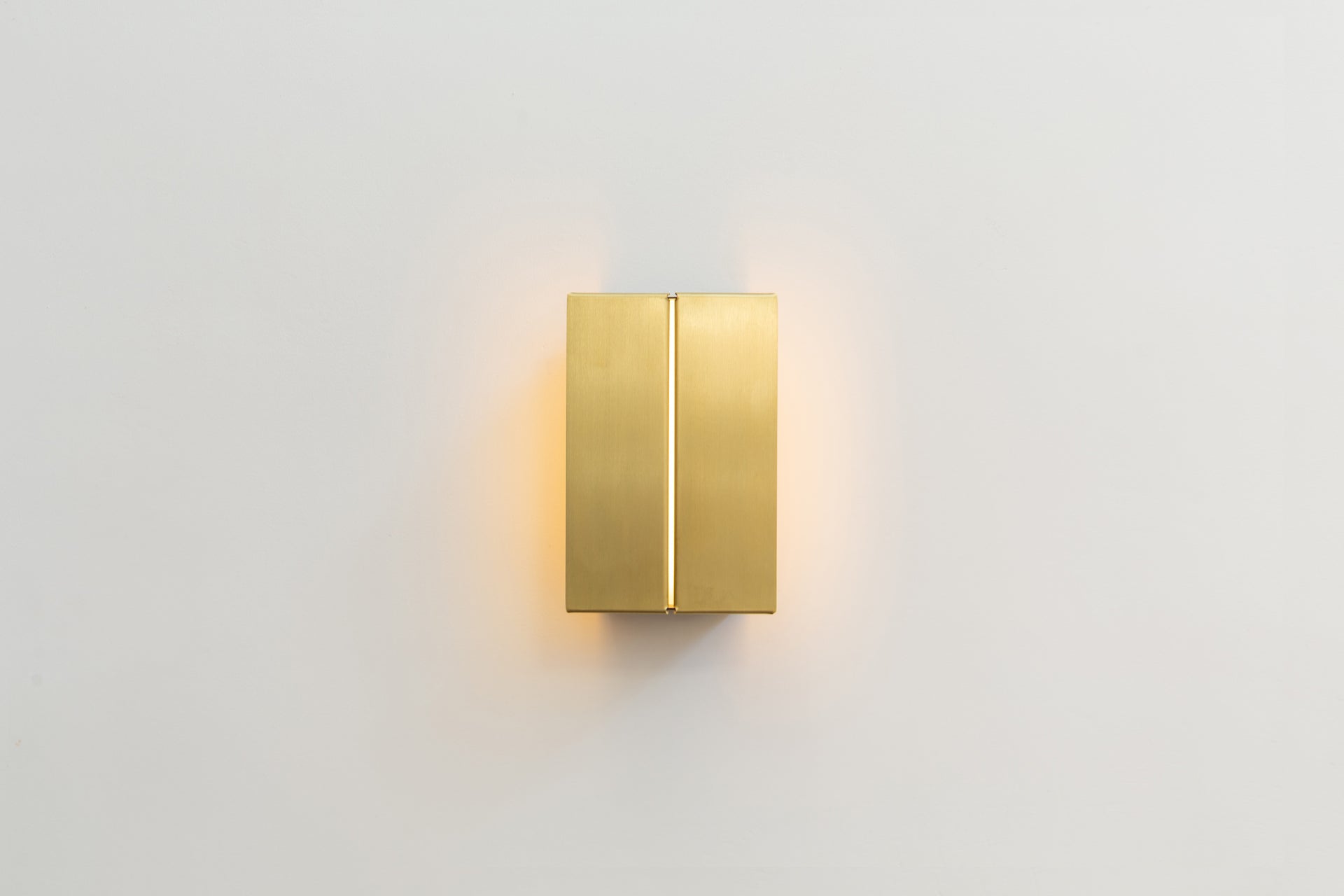 Ada Waxed Brass Sconce - 9"
