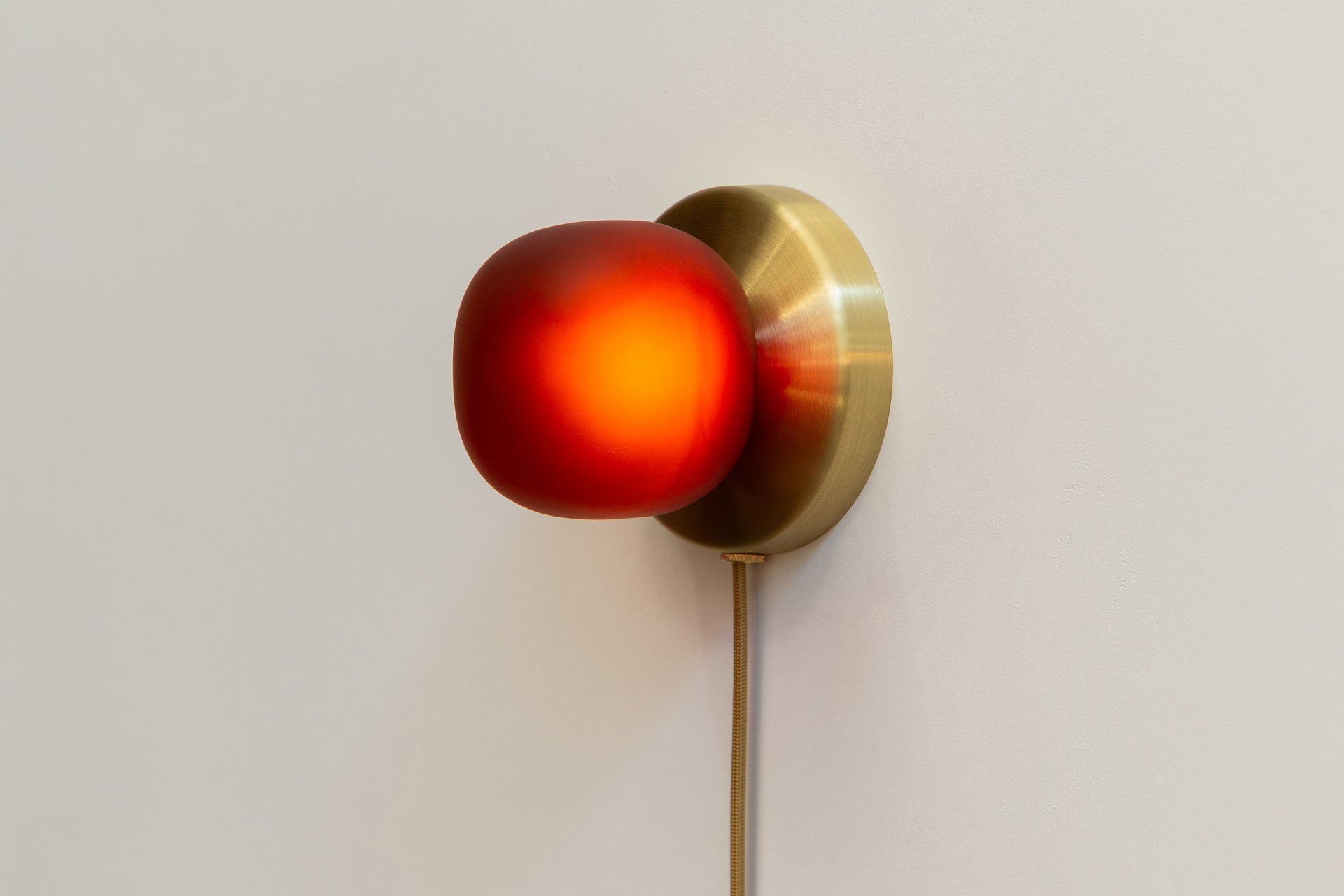 Pearl Amber - Plug-In