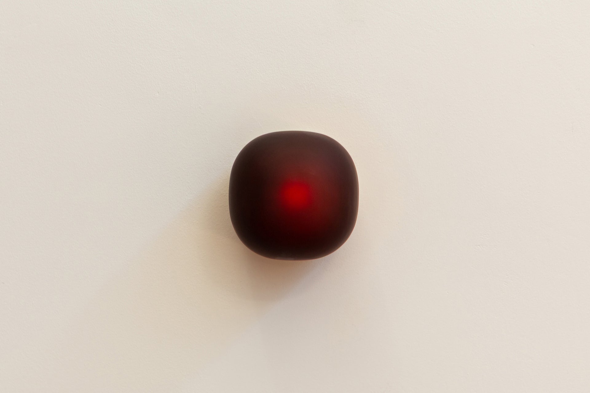 Pearl Amber - Seamless - Damp (Indoor/Covered Outdoor)