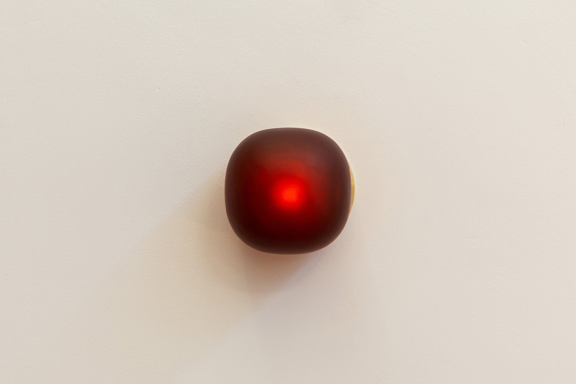 Pearl Amber - Seamless - Damp (Indoor/Covered Outdoor)