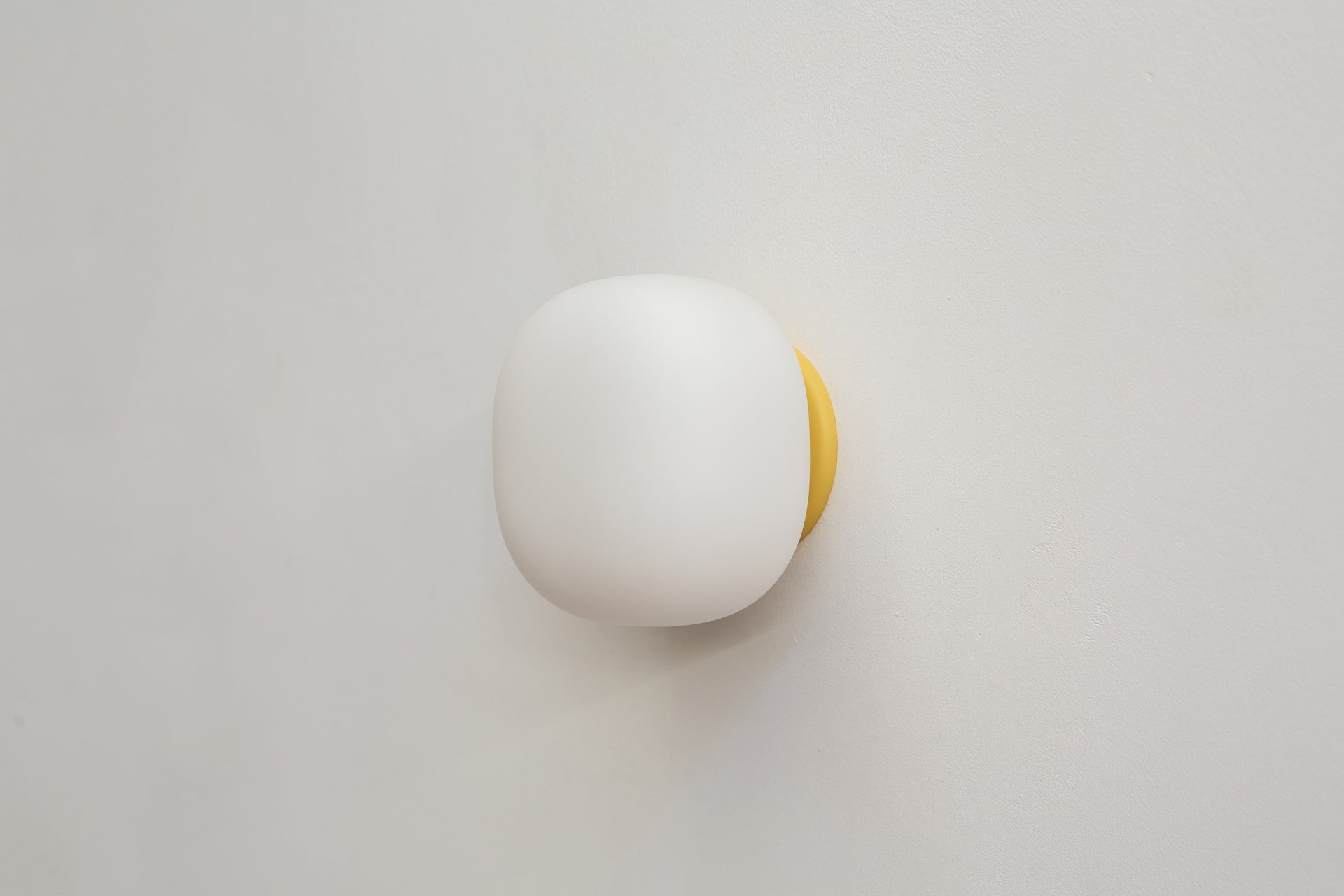 Pearl Sconce - Pearl Sconce
