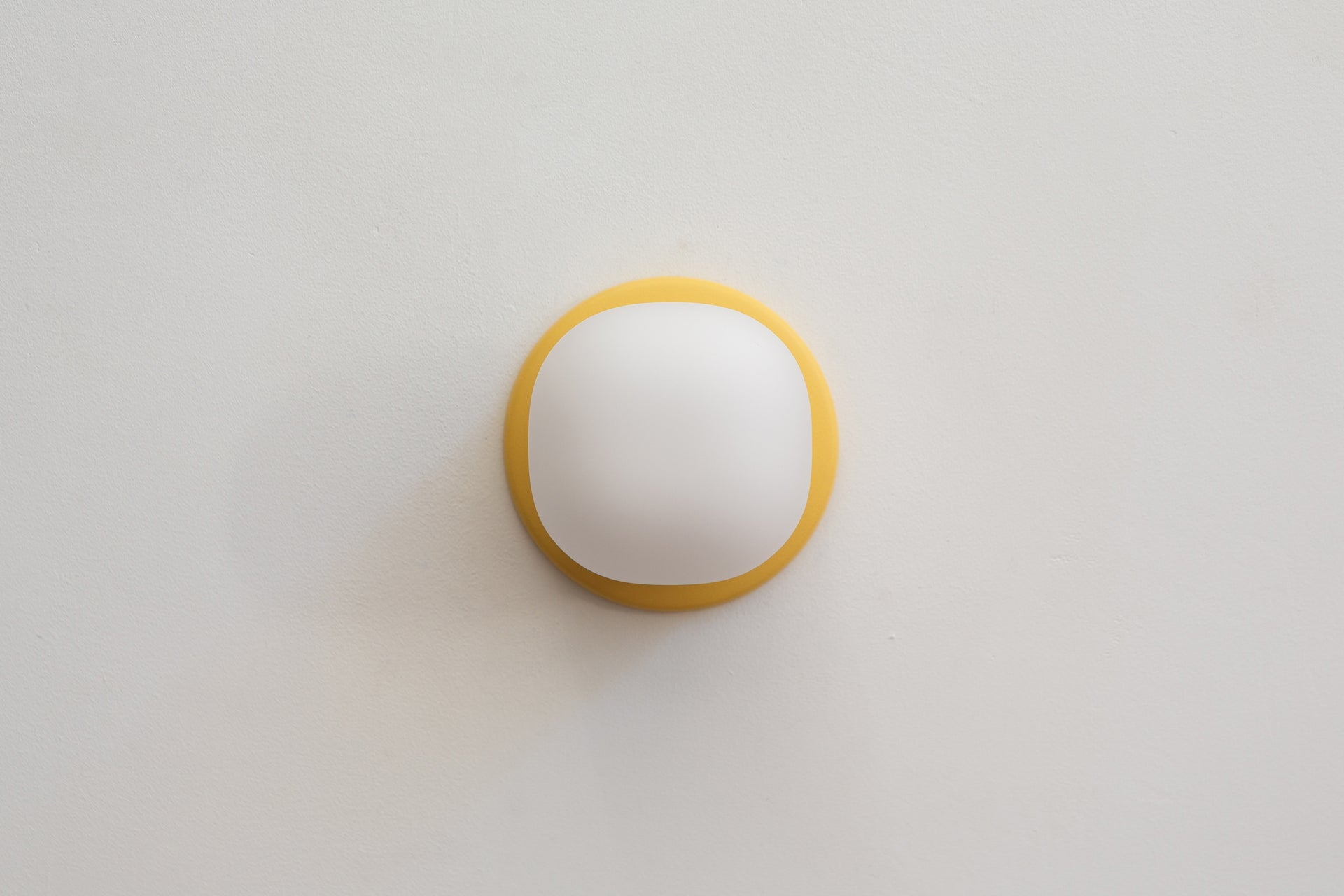 Pearl Sconce - 4",4.5",Beeswax