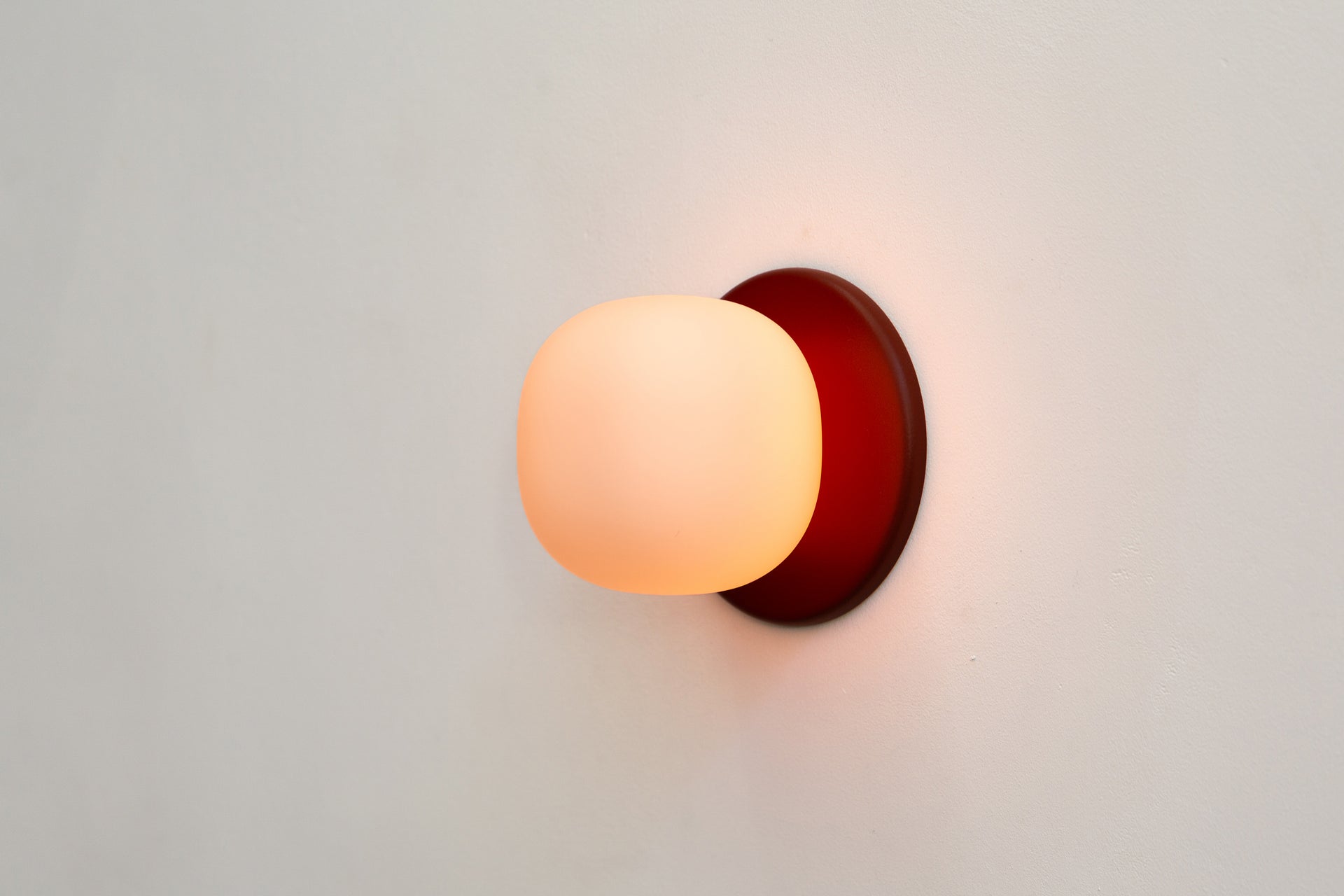 Pearl Sconce - 4",4.5",Brick