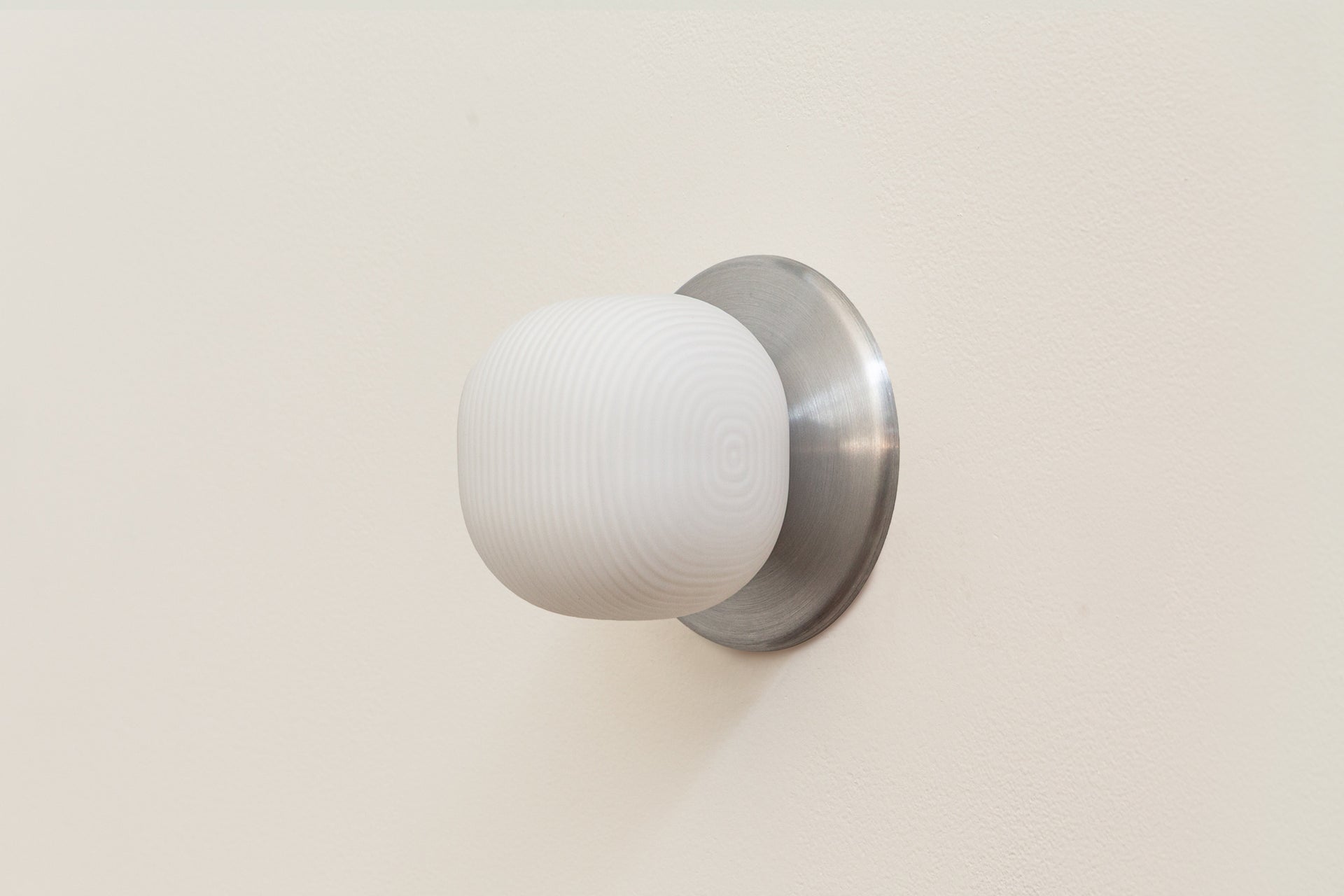 Pearl Sconce - 4" Reeded,4.5",Aluminum