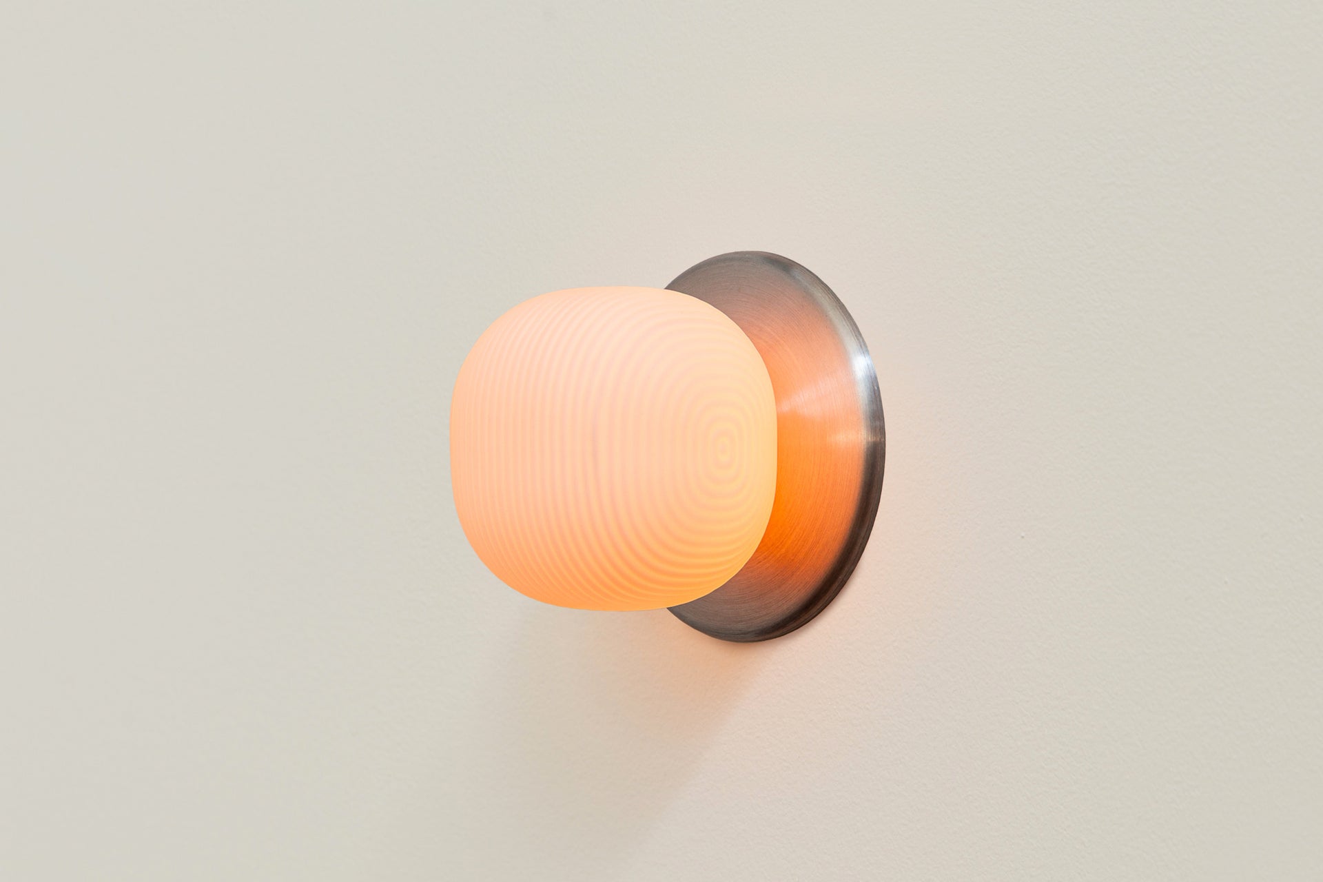 Pearl Sconce - 4" Reeded,4.5",Aluminum