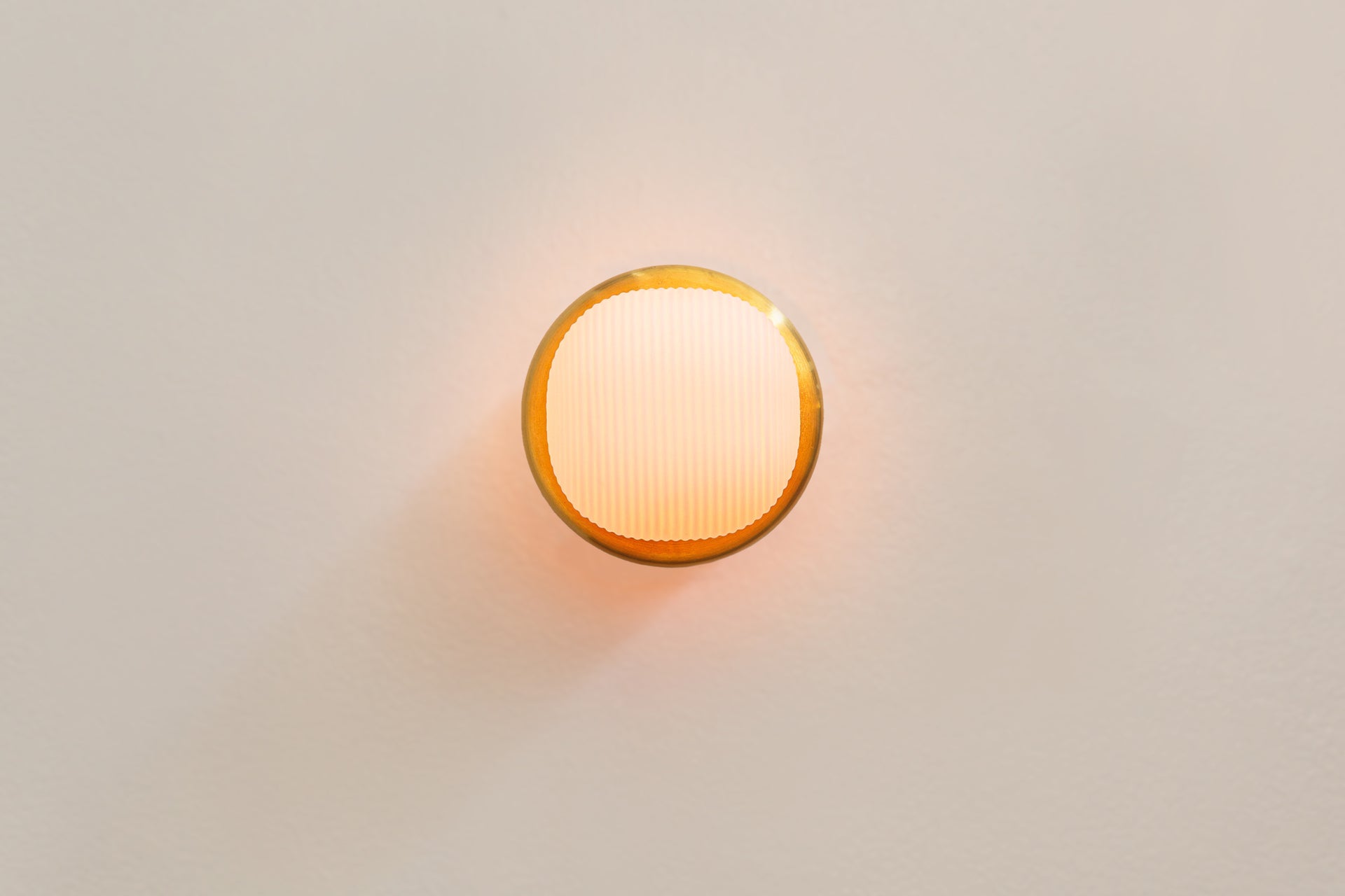 Pearl Sconce - 4" Reeded,4.5",Brass