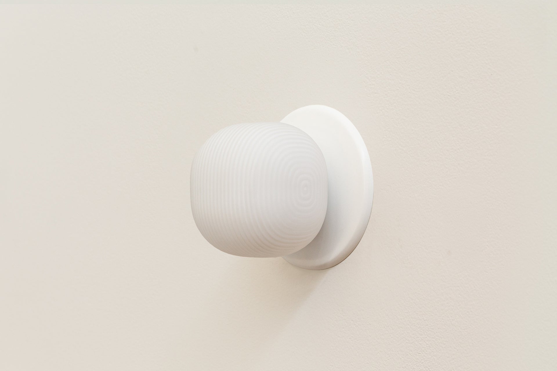 Pearl Sconce - 4" Reeded,4.5",White