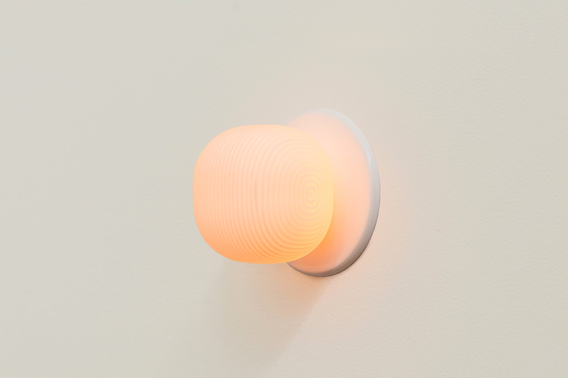 Pearl Sconce - 4" Reeded,4.5",White