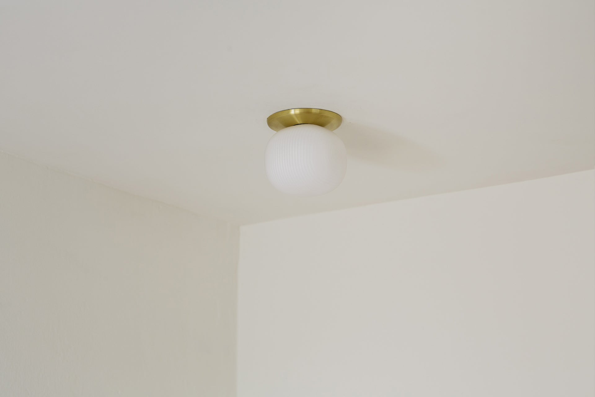 Pearl Flush Mount - 4" Reeded,3.5,Brass