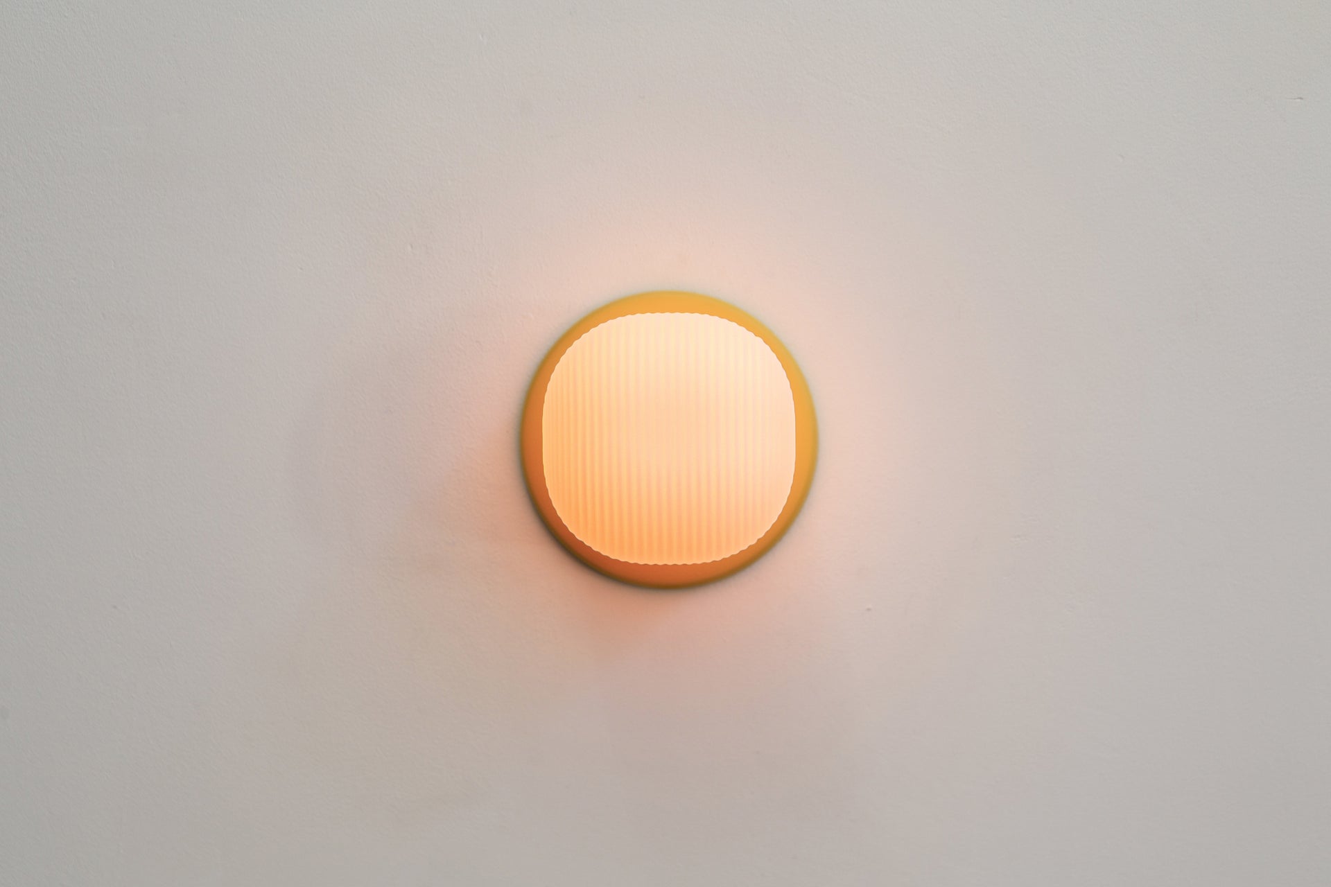 Pearl Reeded - 4.5",Beeswax