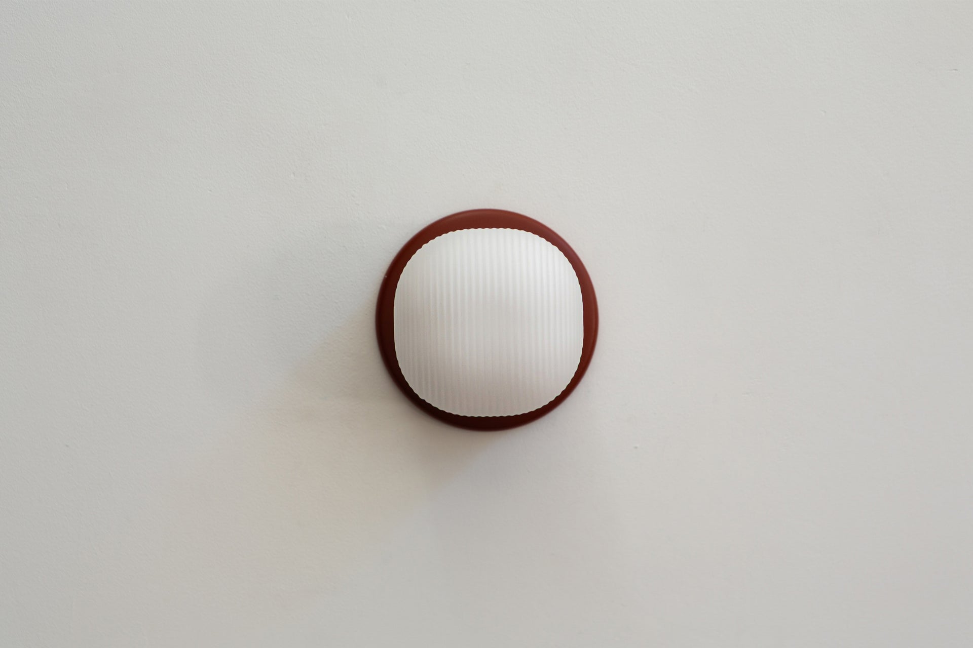 Pearl Reeded - 4.5",Brick