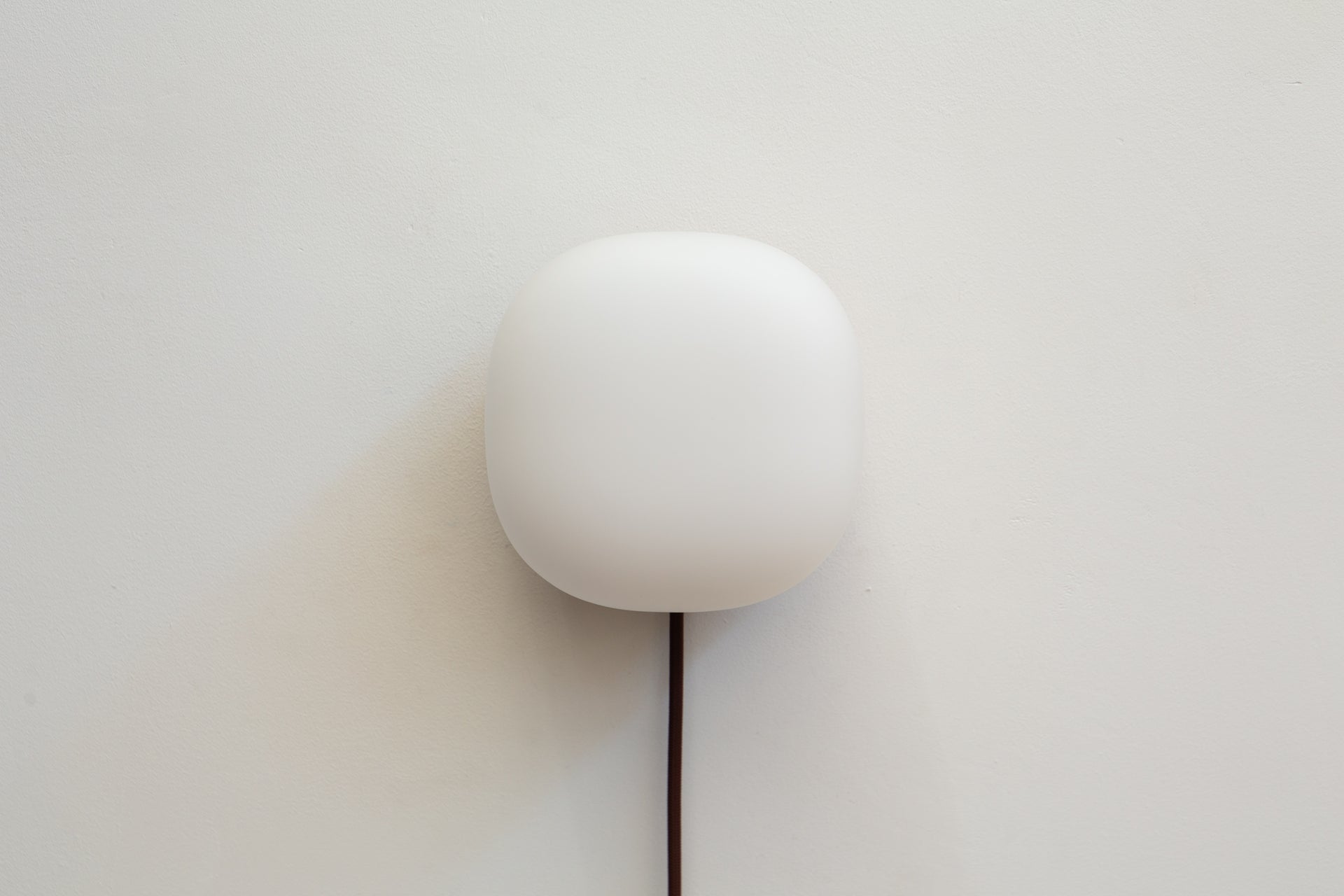Pearl Sconce Plug-In - 6" ADA,Brick