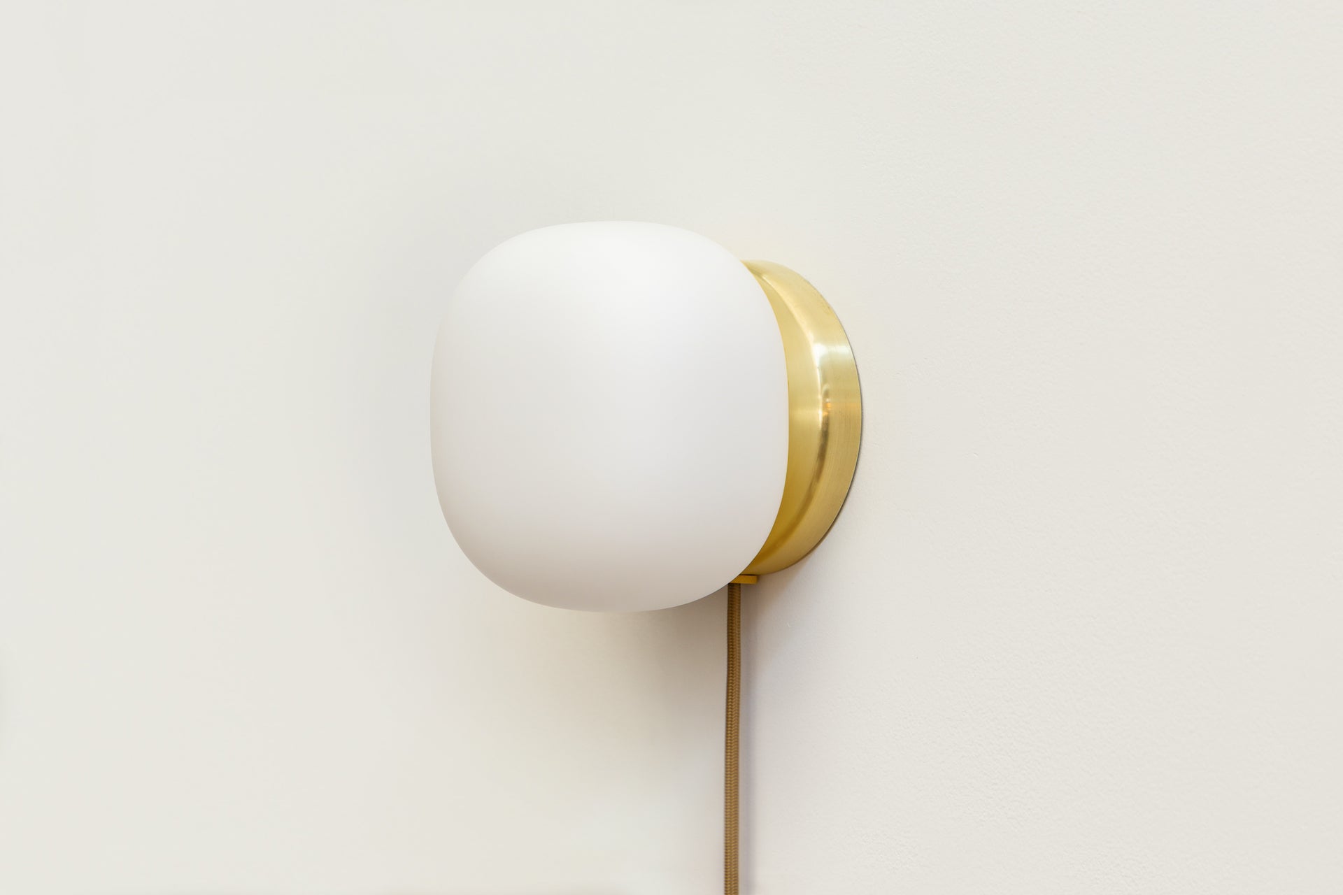 Pearl Sconce Plug-In - 6" ADA,Brass