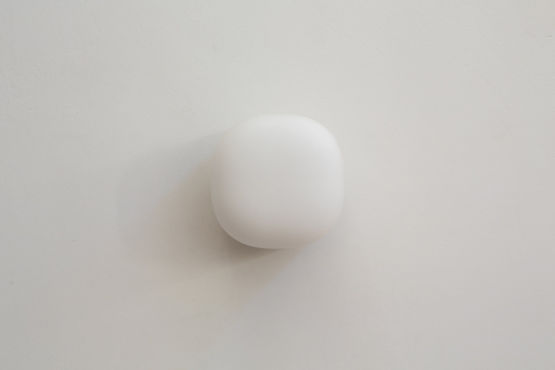 Pearl Sconce - 6" ADA,4.5",Beeswax