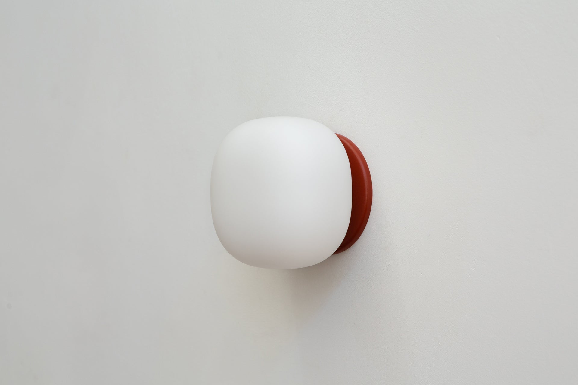 Pearl Sconce - 6" ADA,4.5",Brick