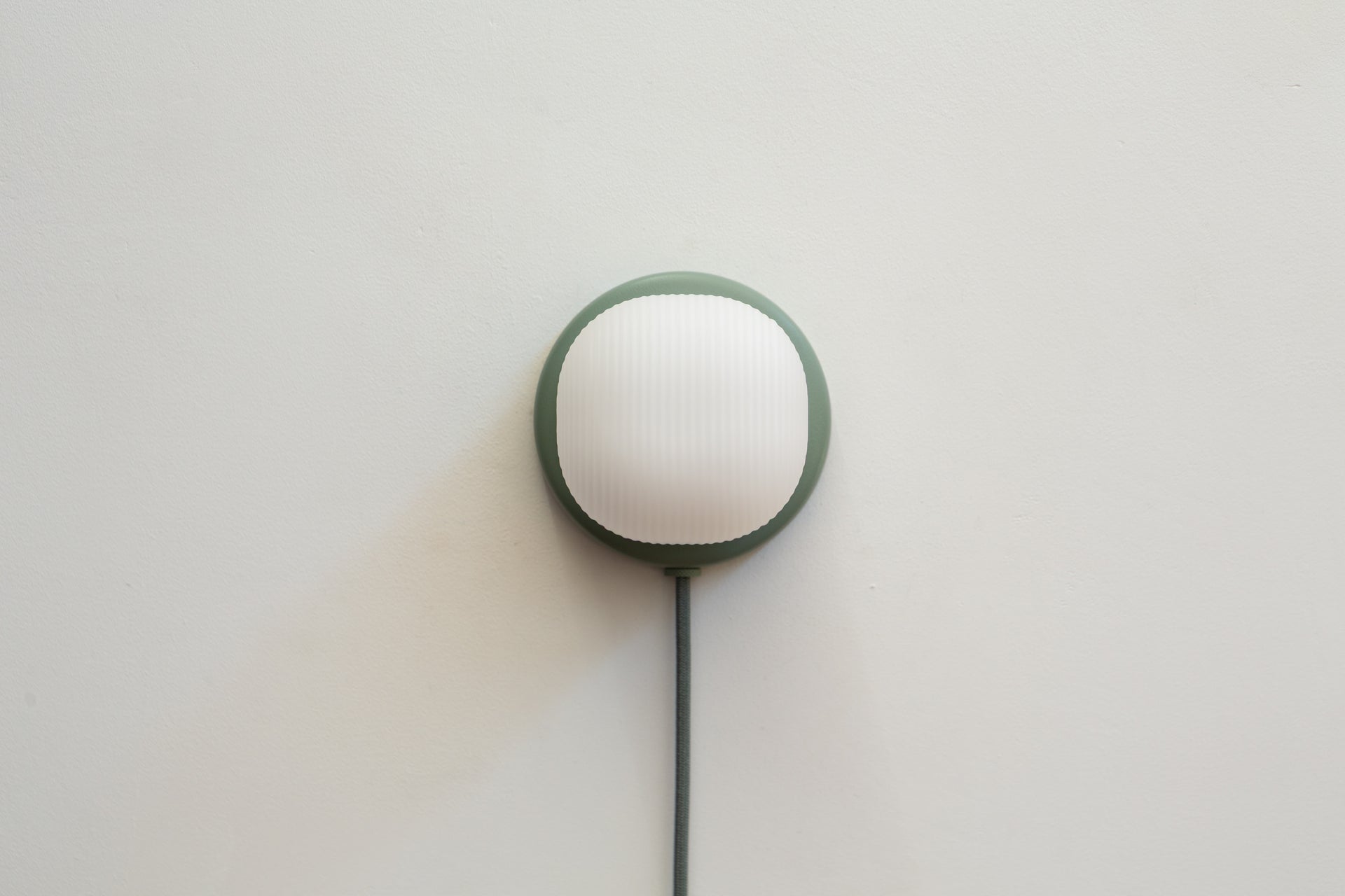 Pearl Sconce Plug-In - 4" Reeded,Agave
