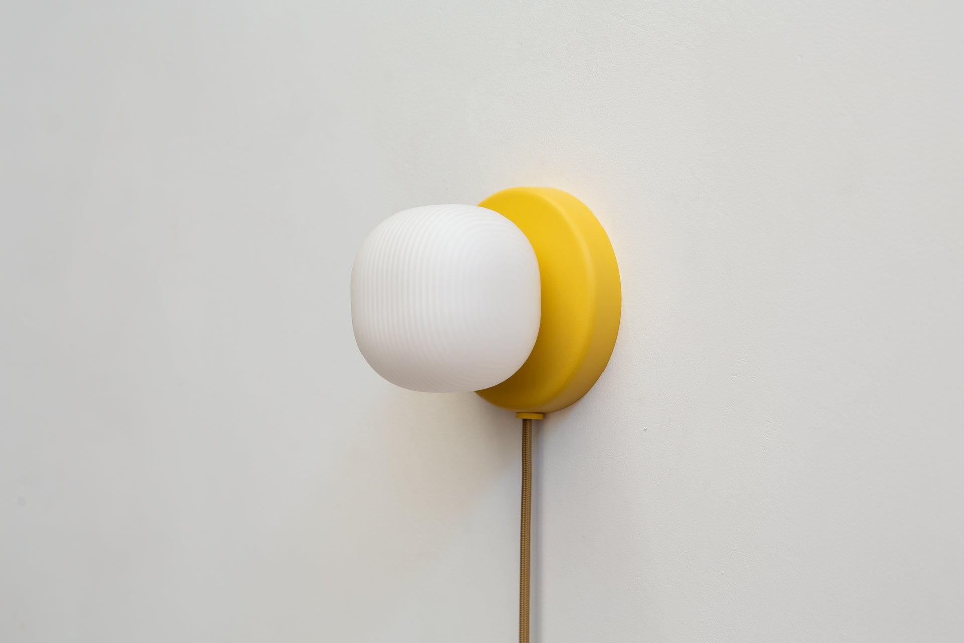 Pearl Sconce Plug-In - 4" Reeded,Beeswax