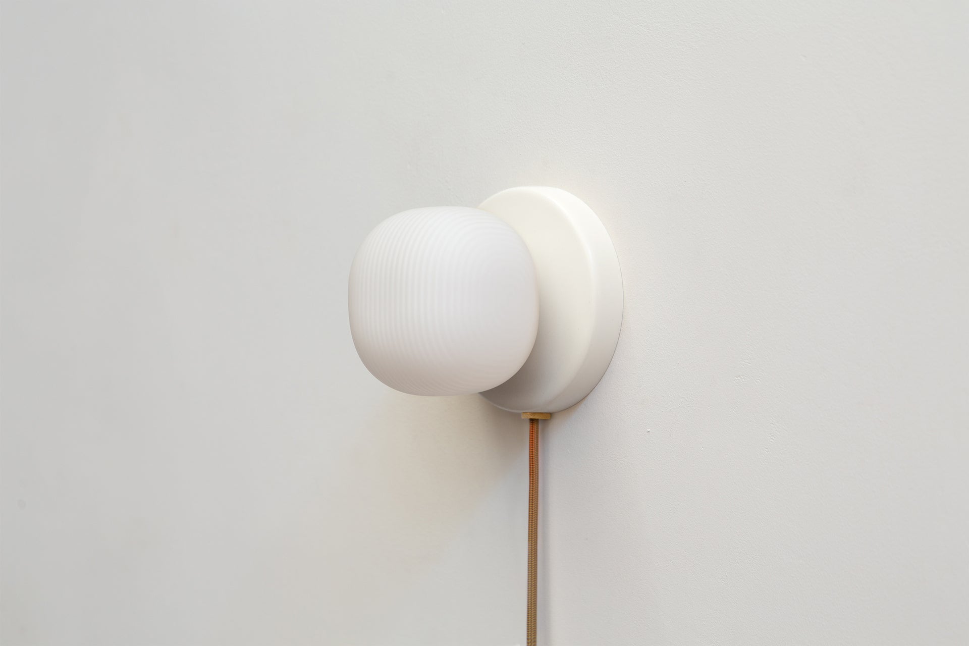 Pearl Sconce Plug-In - 4" Reeded,White