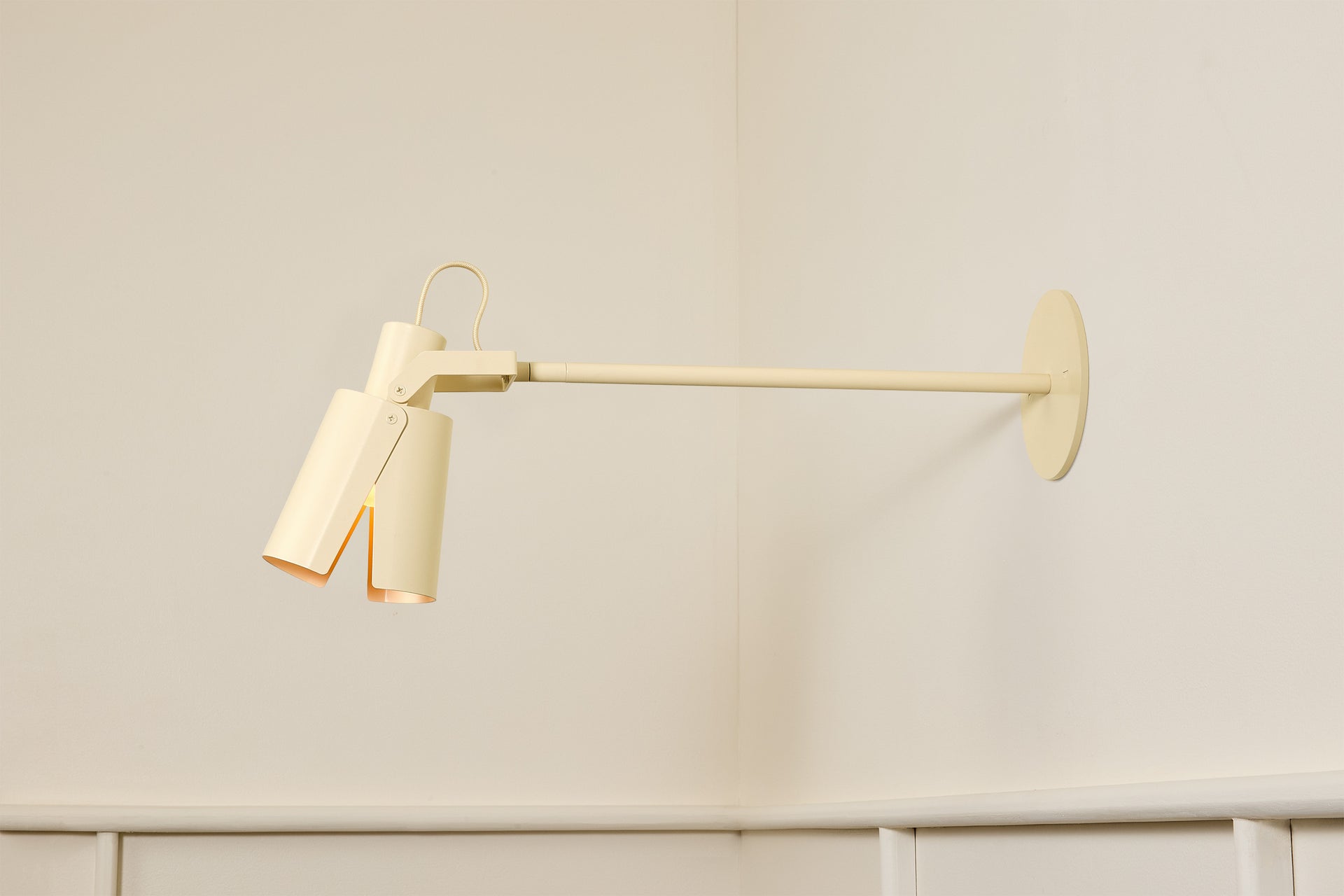 Peek Arm Sconce Circle - Canvas,12" Arm,4.5"
