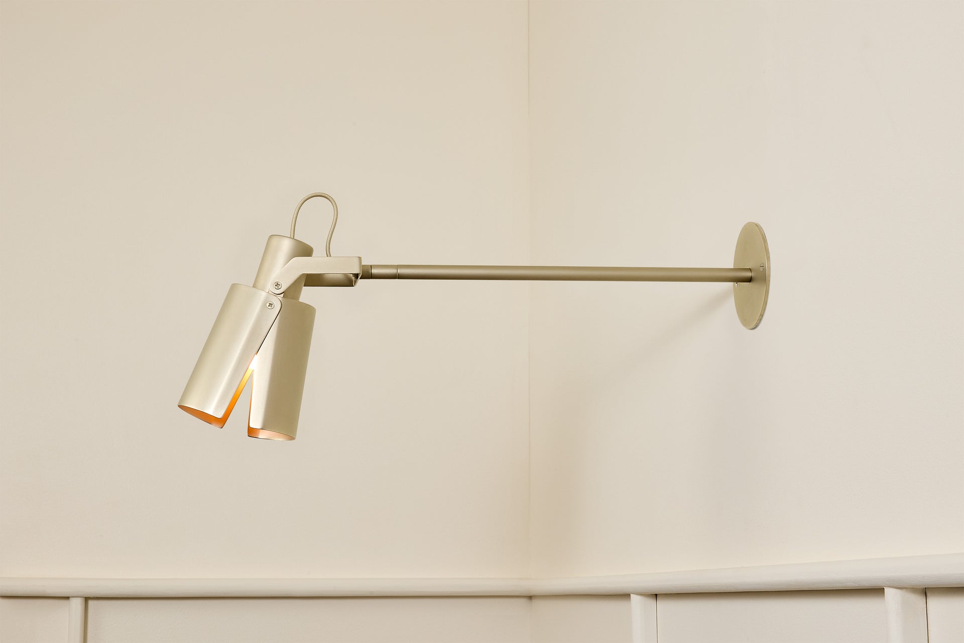 Peek Arm Sconce Circle - Matte Nickel,12" Arm,3.5"
