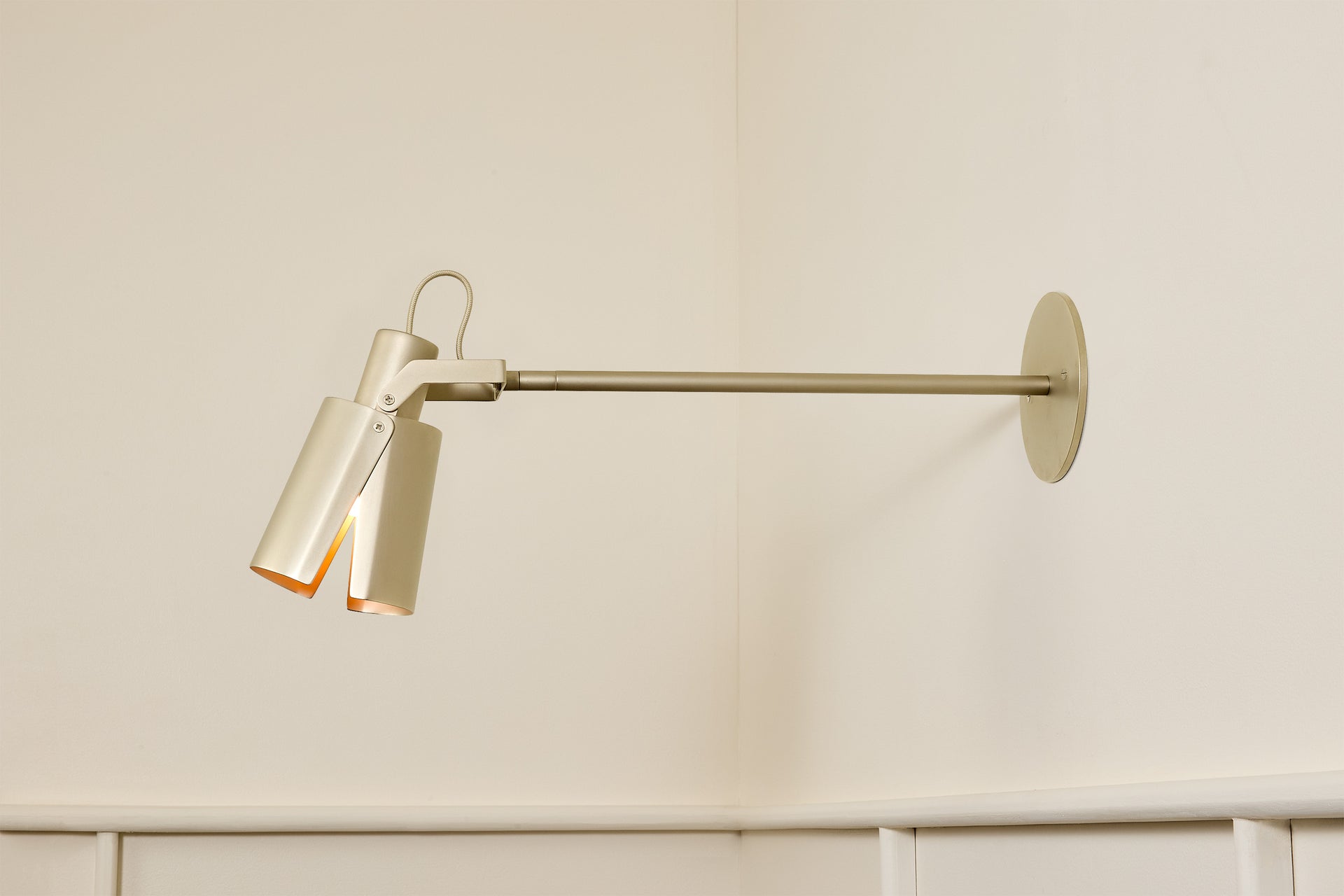 Peek Arm Sconce Circle - Matte Nickel,12" Arm,4.5"