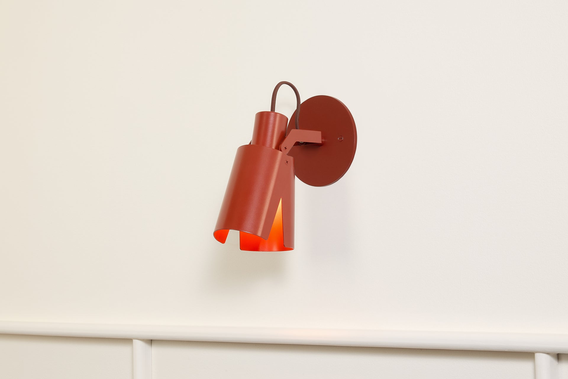 Peek Sconce - Circle,Brick,4.5"