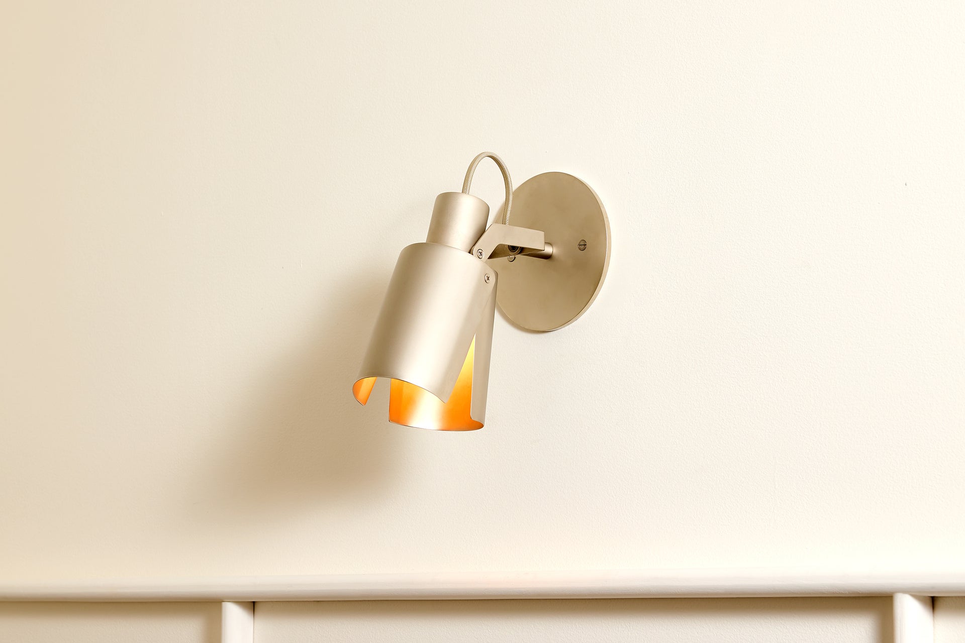 Peek Arm Sconce Circle - Matte Nickel,No Arm,4.5"