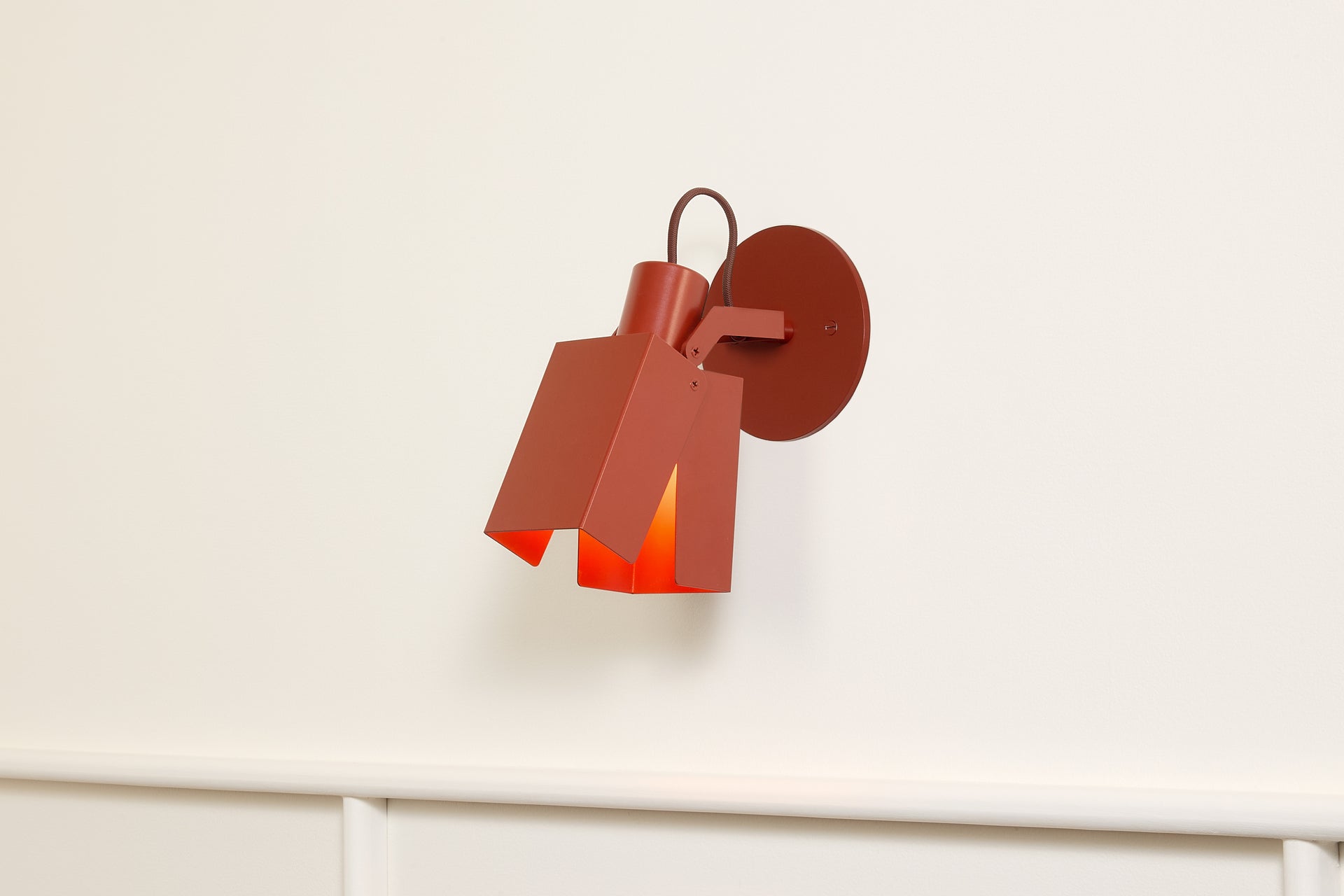 Peek Sconce - Square,Brick,4.5"