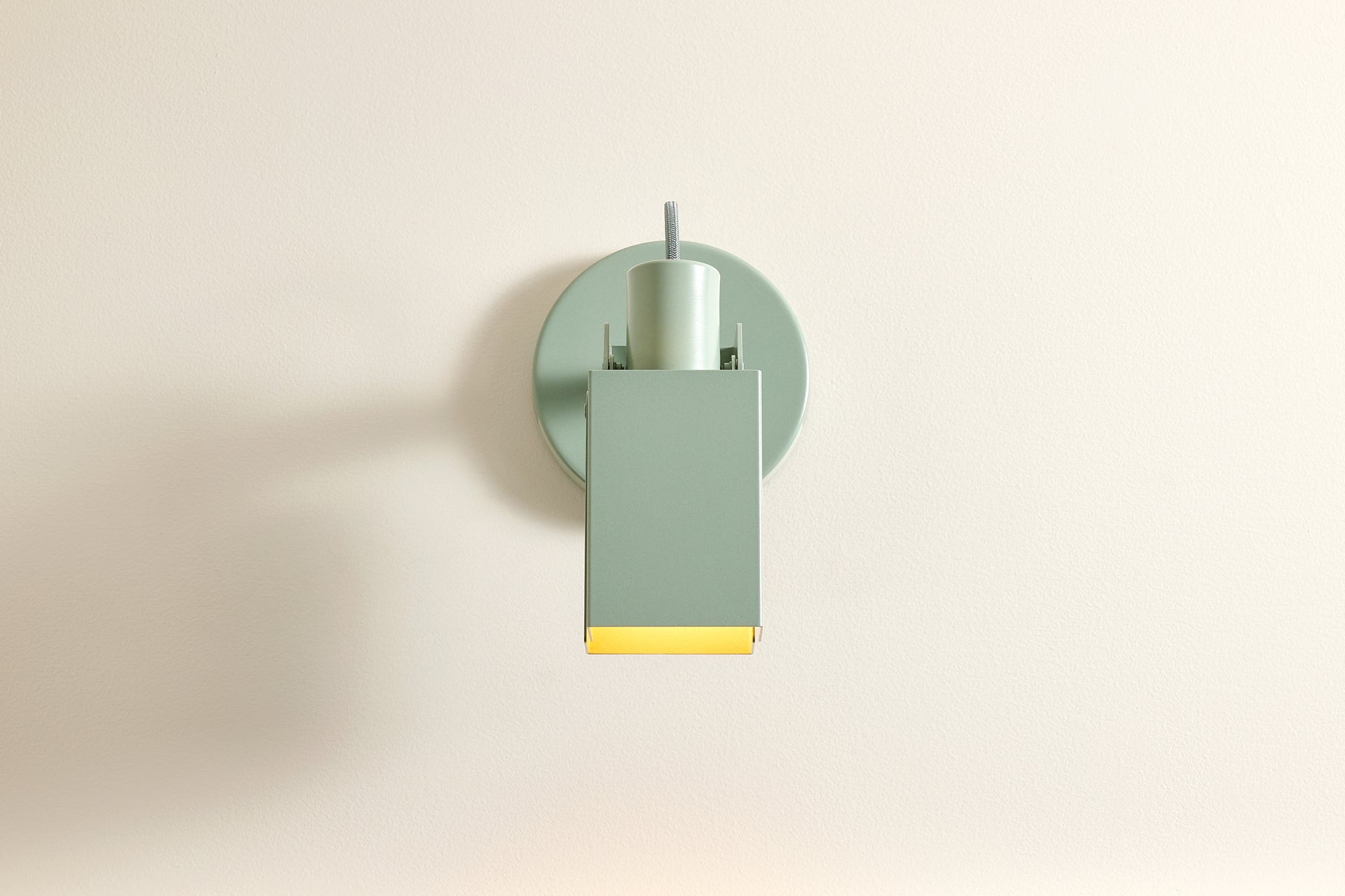 Peek Sconce Switch - Square,Agave