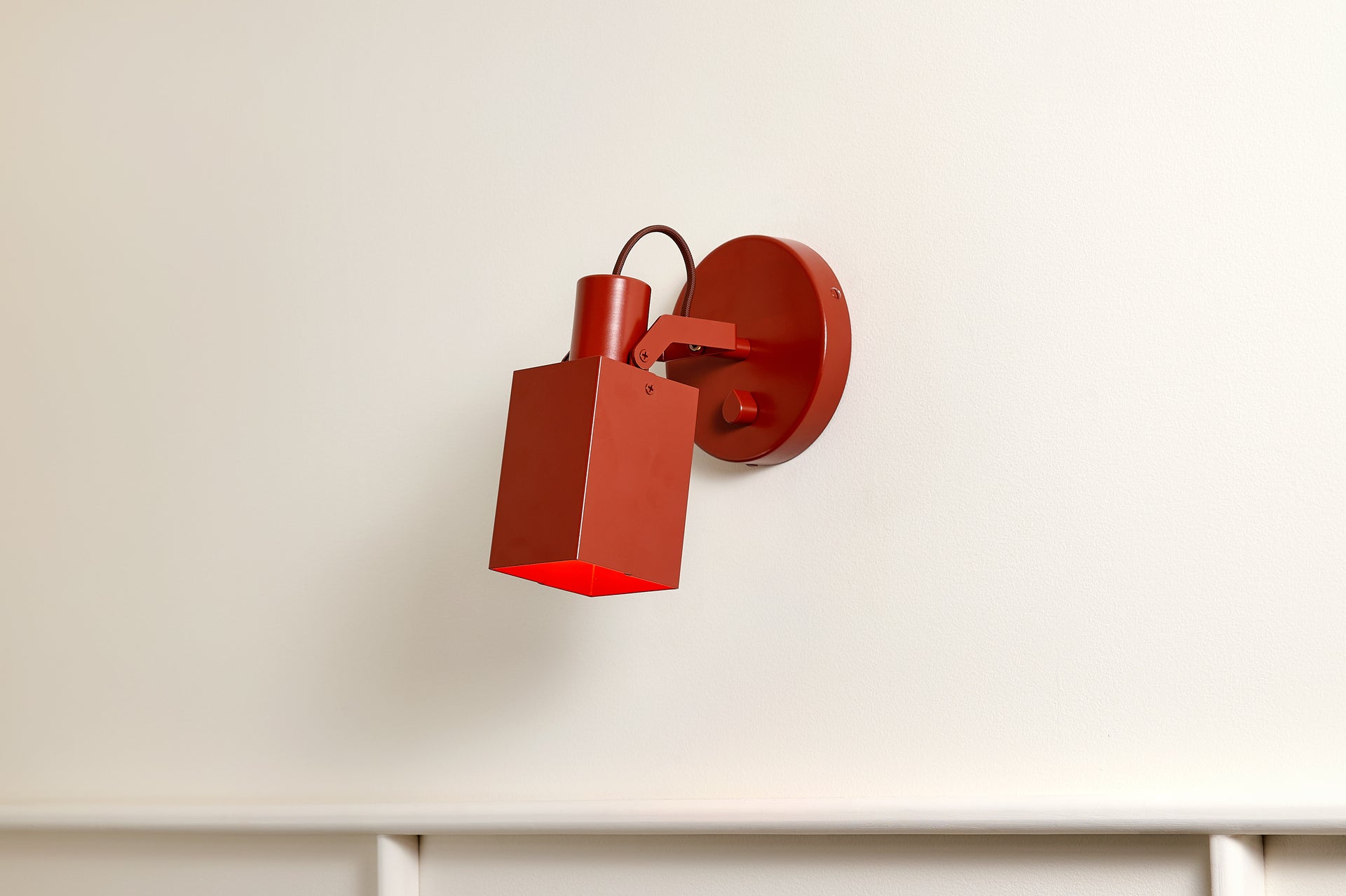 Peek Sconce Switch - Square,Brick