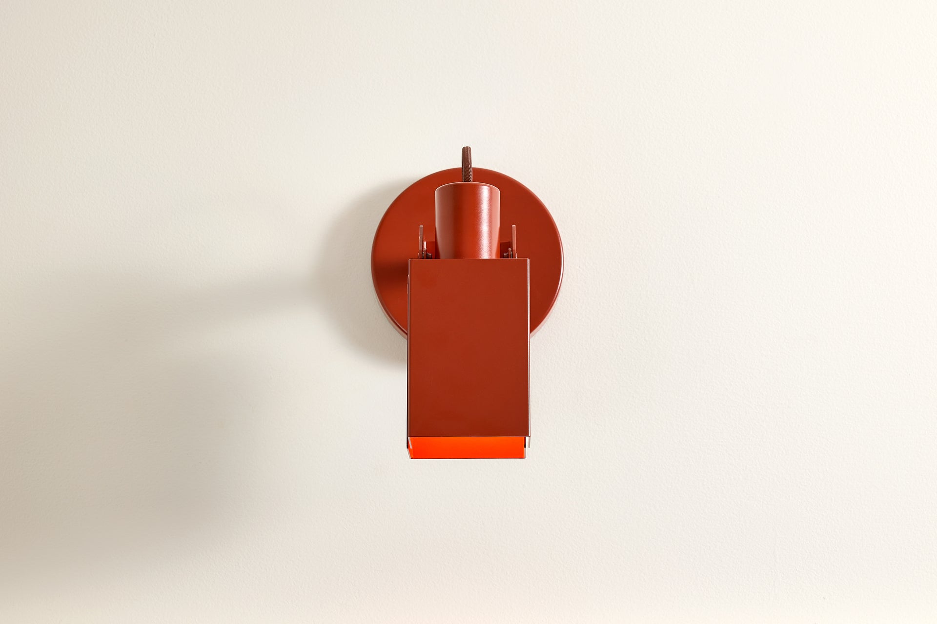 Peek Sconce Switch - Square,Brick
