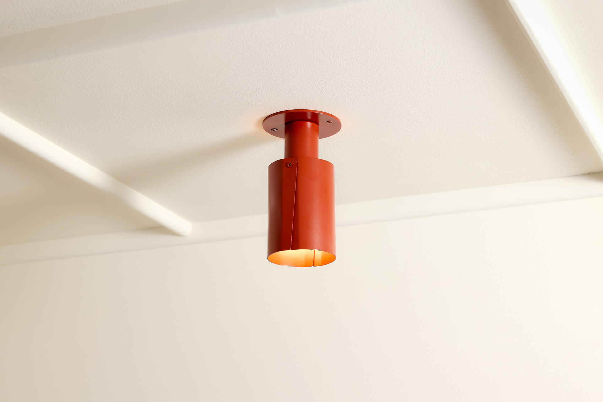 Peek Can - Circle,Brick,3.5"