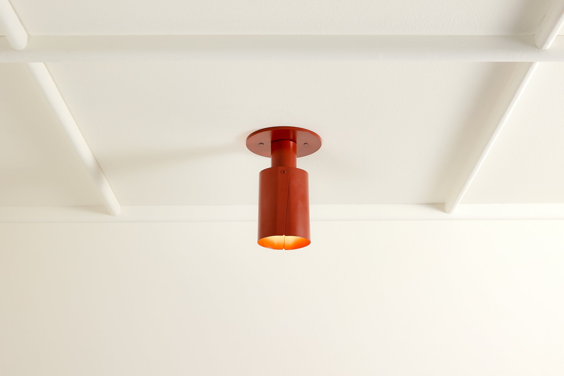 Peek Can - Circle,Brick,4.5"