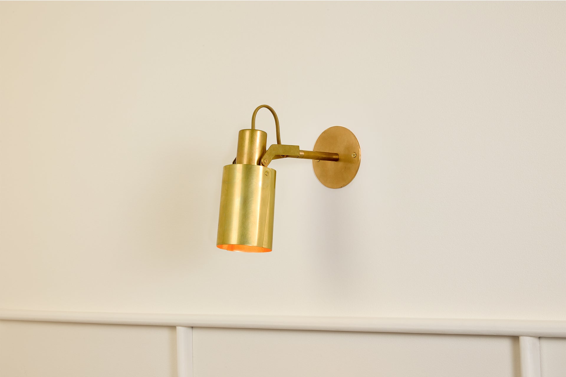 Peek Arm Sconce Circle - Burnished Brass,3" Arm,3.5"