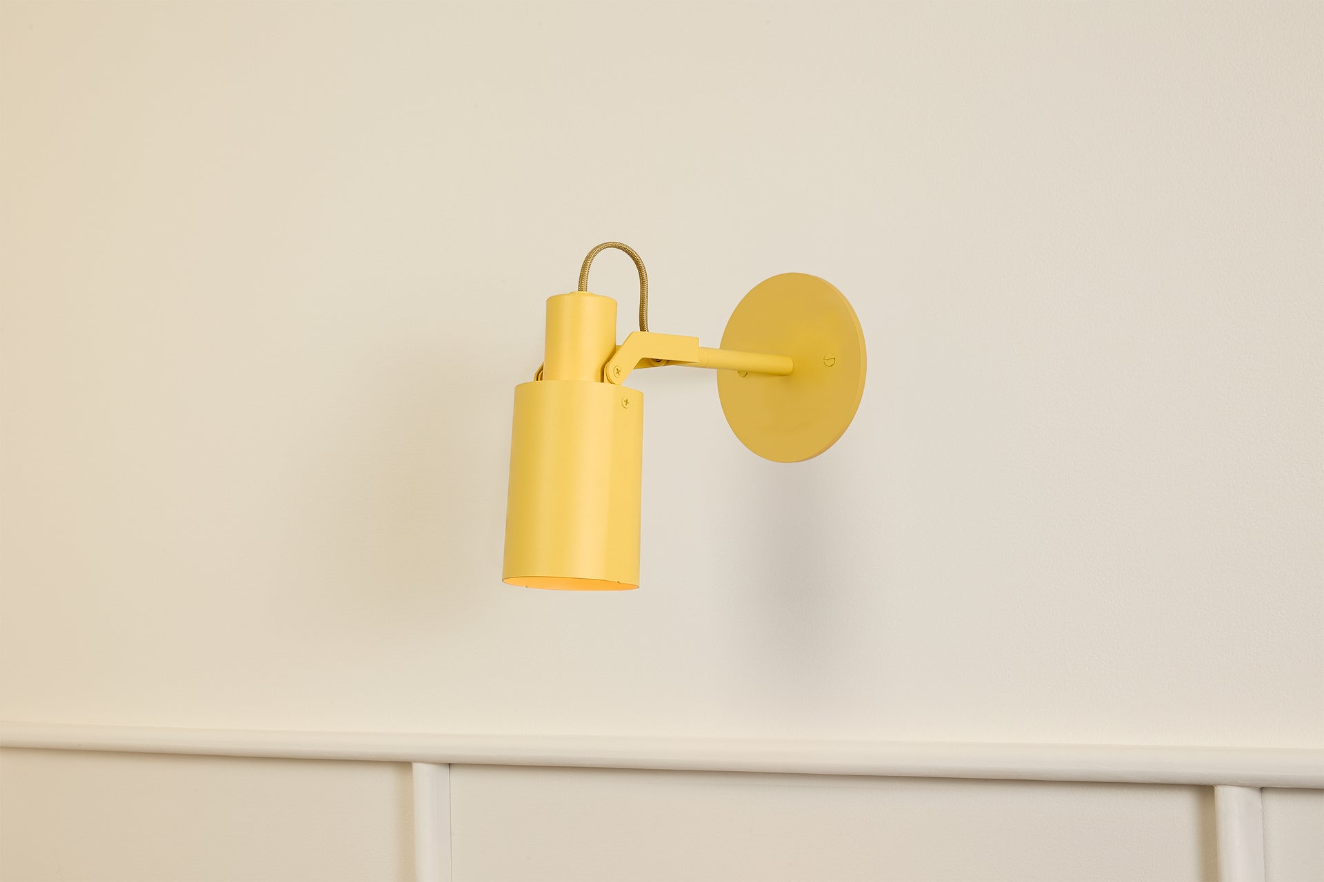 Peek Arm Sconce Circle - Beeswax,3" Arm,4.5"