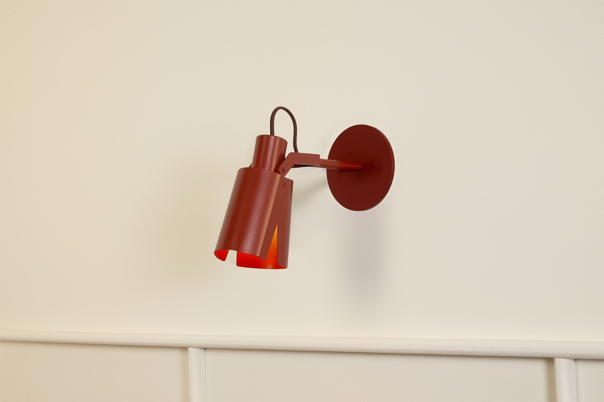 Peek Arm Sconce Circle - Brick,3" Arm,4.5"