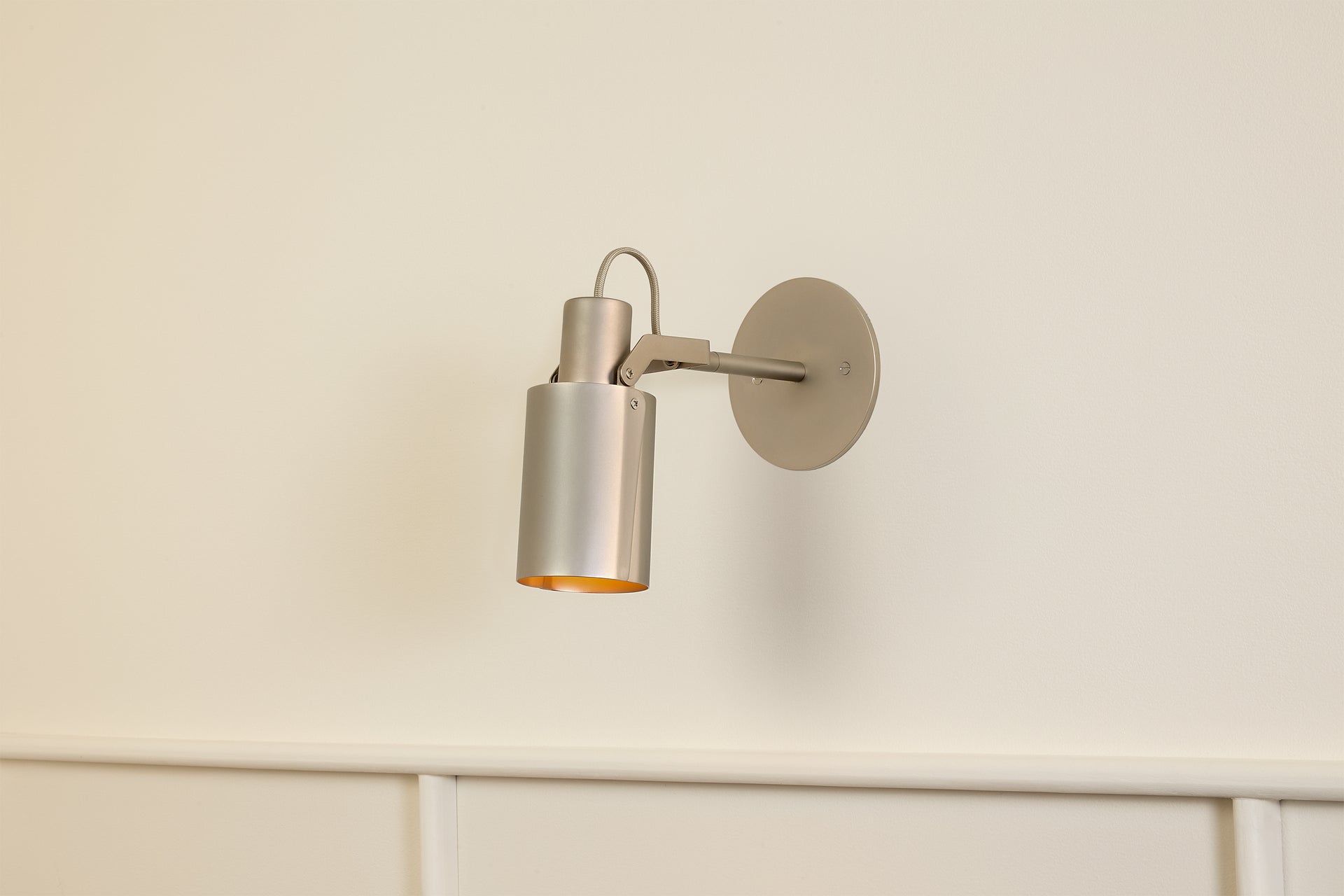 Peek Arm Sconce Circle - Matte Nickel,3" Arm,4.5"
