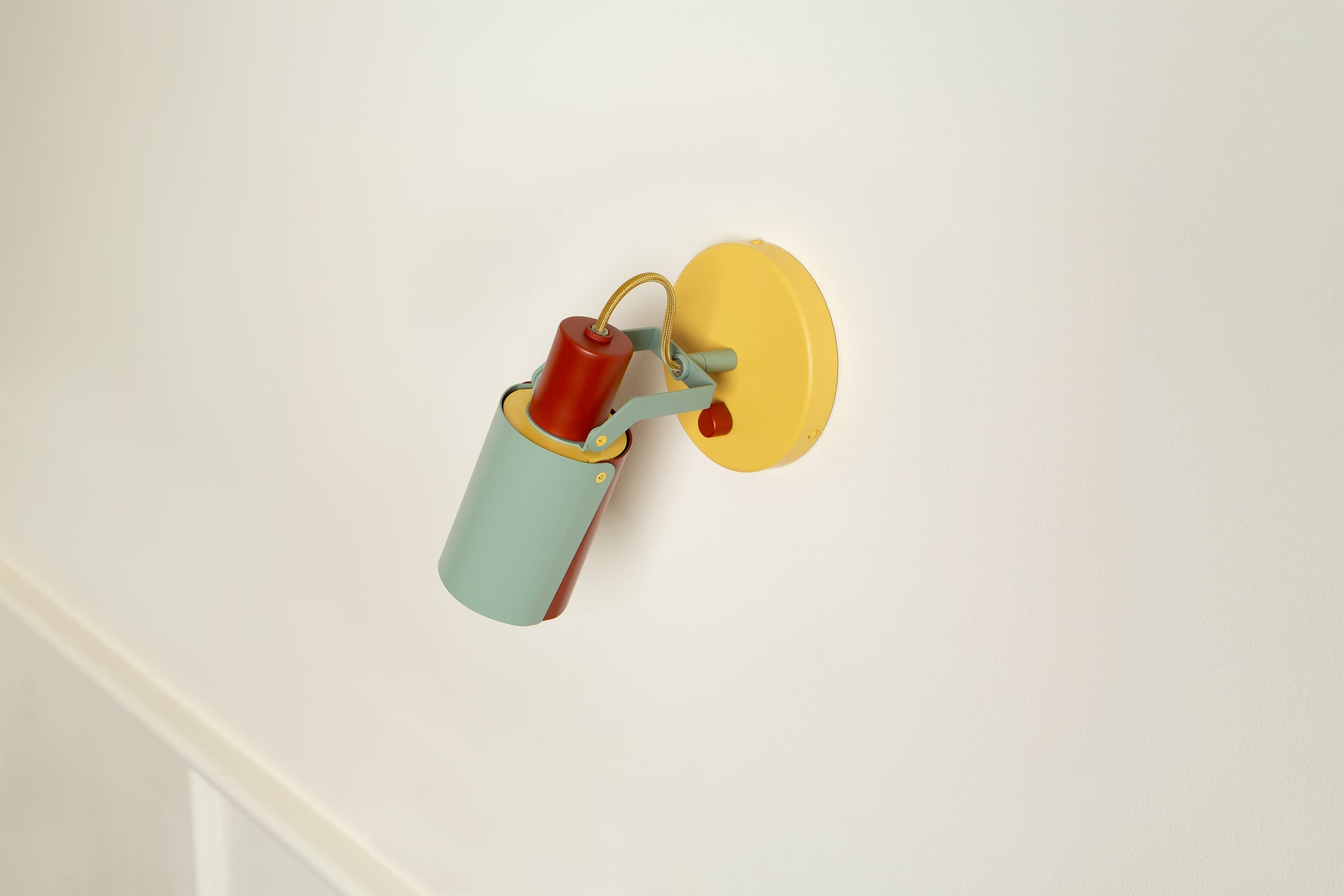 Peek Sconce Switch Colorblock - Peek Sconce Switch Colorblock