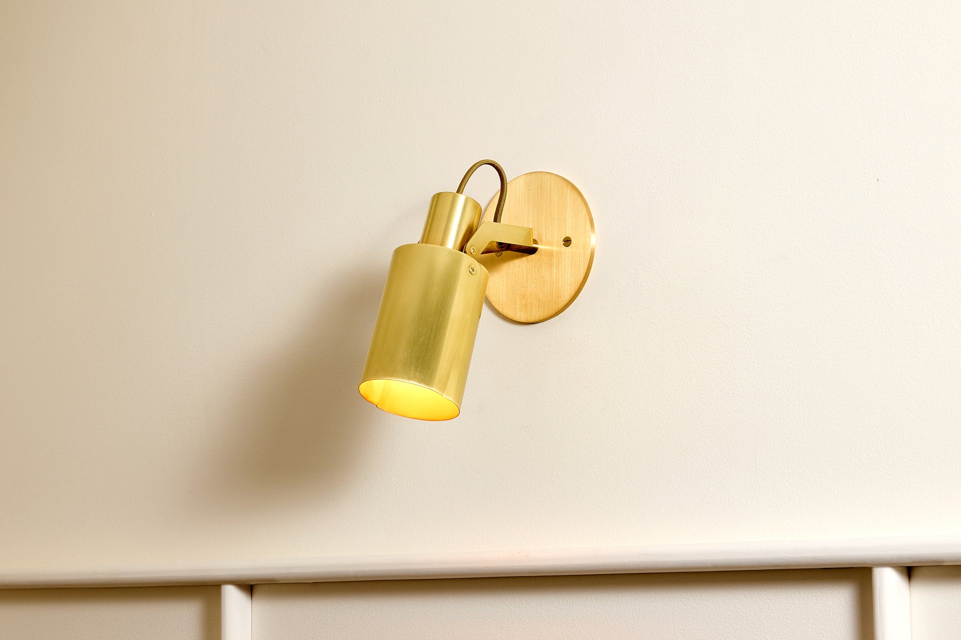 Peek Arm Sconce Circle - Waxed Brass,No Arm,4.5"