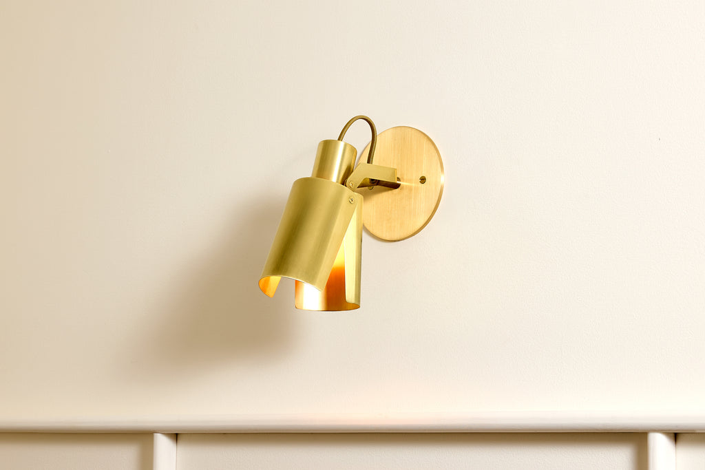 Circle,Waxed Brass,4.5"