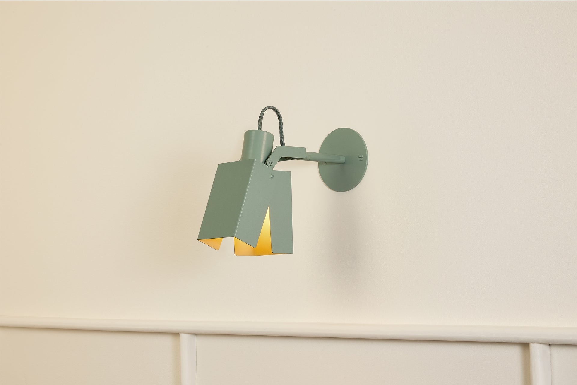 Peek Arm Sconce Square - Agave,3" Arm,3.5"